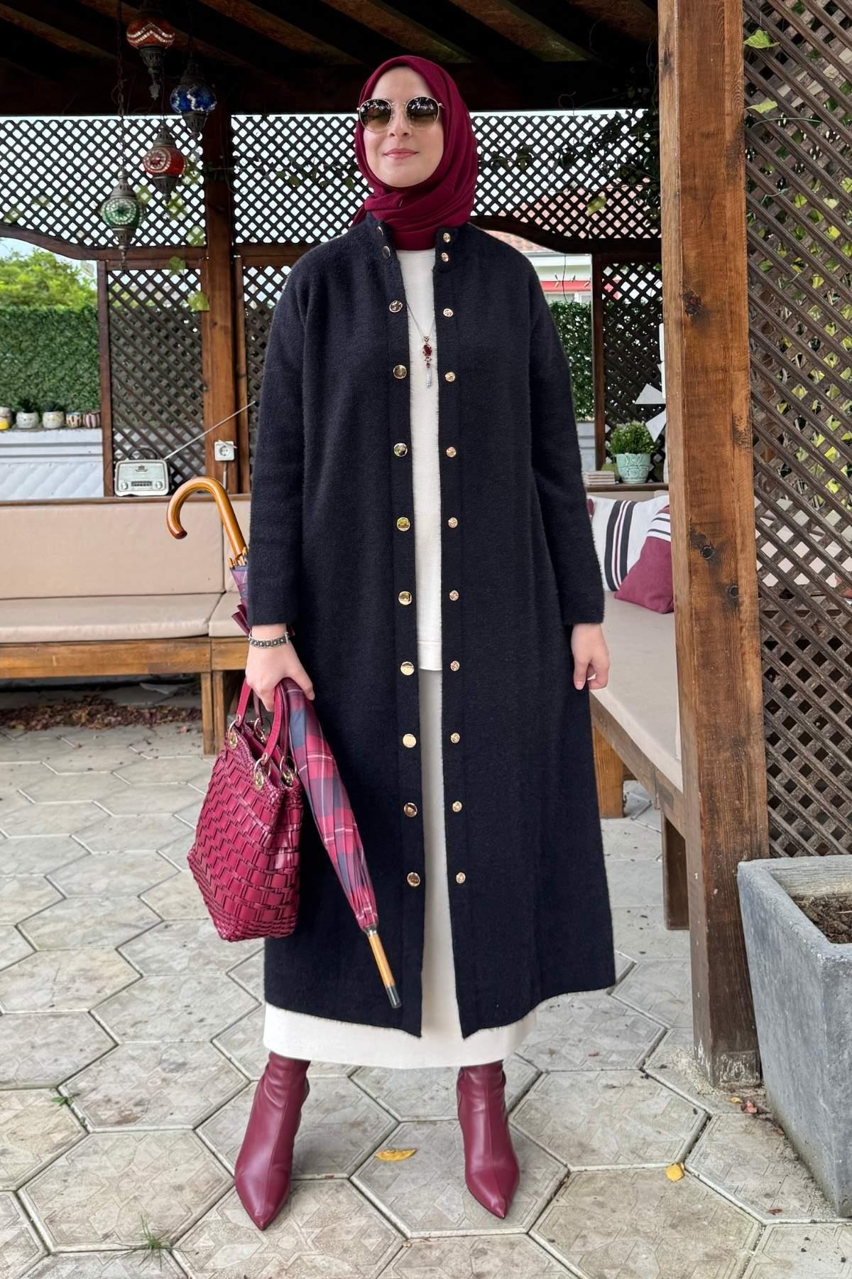 Elmas Kapitone Kap Siyah | Rabia Şamlı | Tesettür Giyim, Elbise ve Kadın Giyim Modası