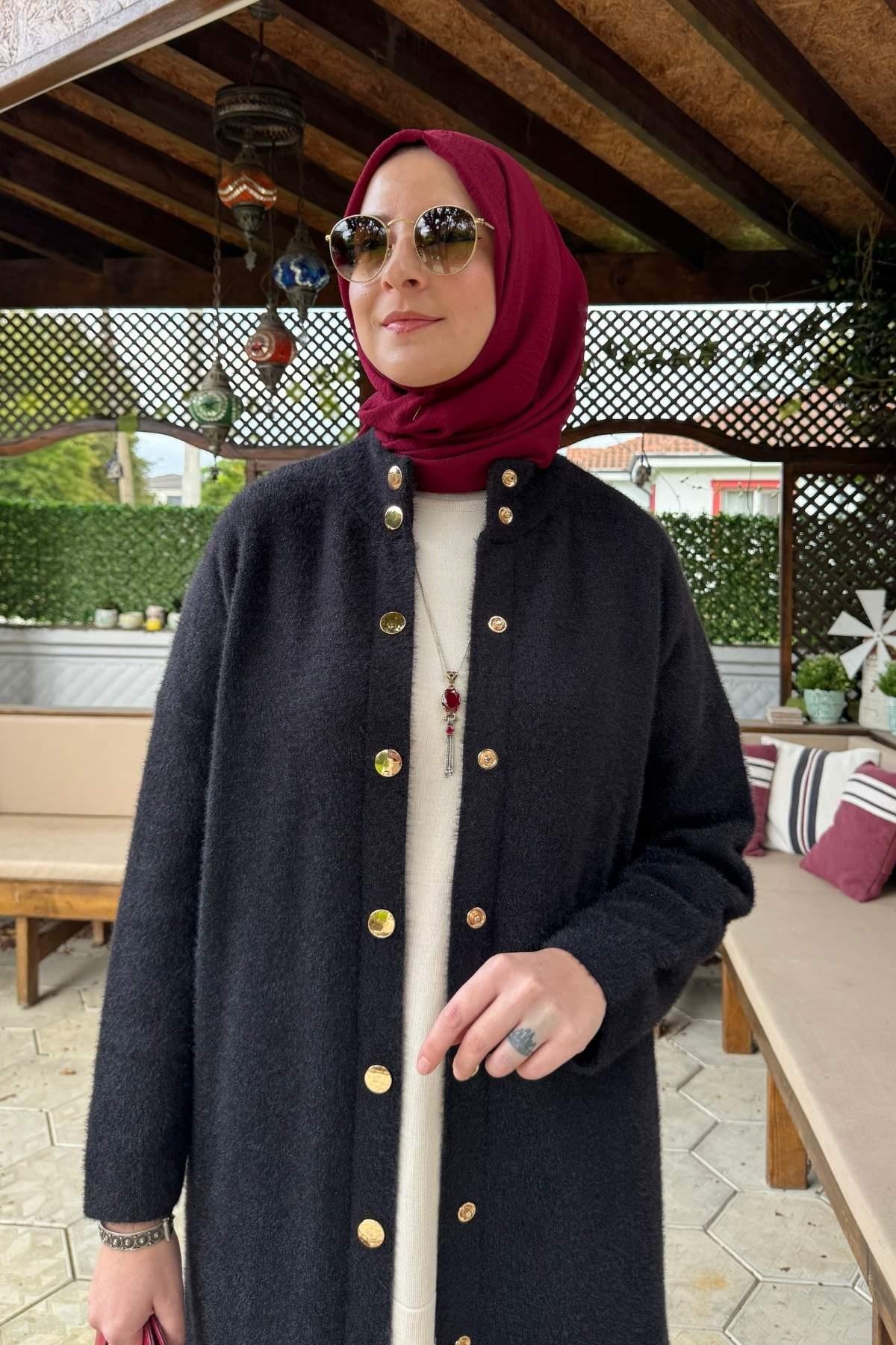 Elmas Kapitone Kap Siyah | Rabia Şamlı | Tesettür Giyim, Elbise ve Kadın Giyim Modası