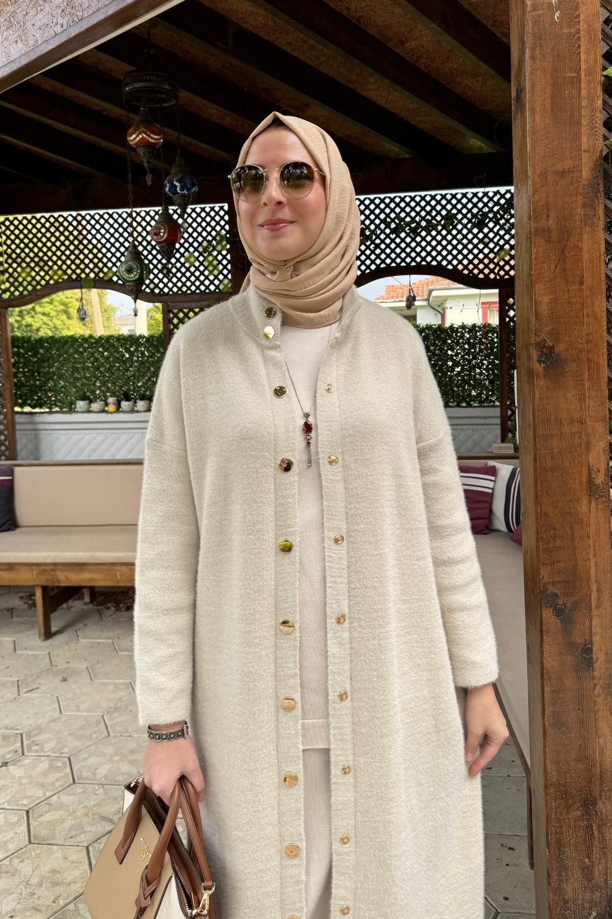 Elmas Kapitone Kap Siyah | Rabia Şamlı | Tesettür Giyim, Elbise ve Kadın Giyim Modası