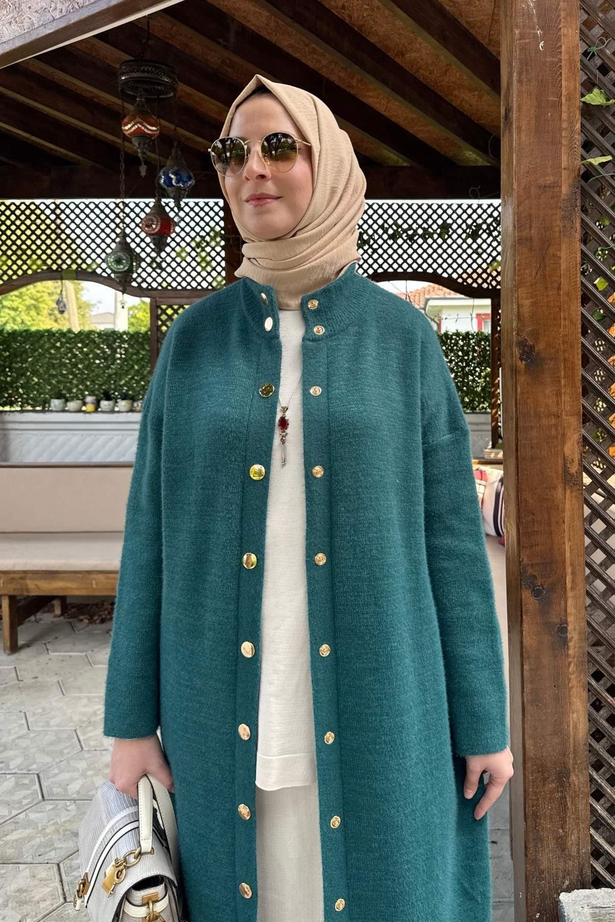 Elmas Kapitone Kap Siyah | Rabia Şamlı | Tesettür Giyim, Elbise ve Kadın Giyim Modası