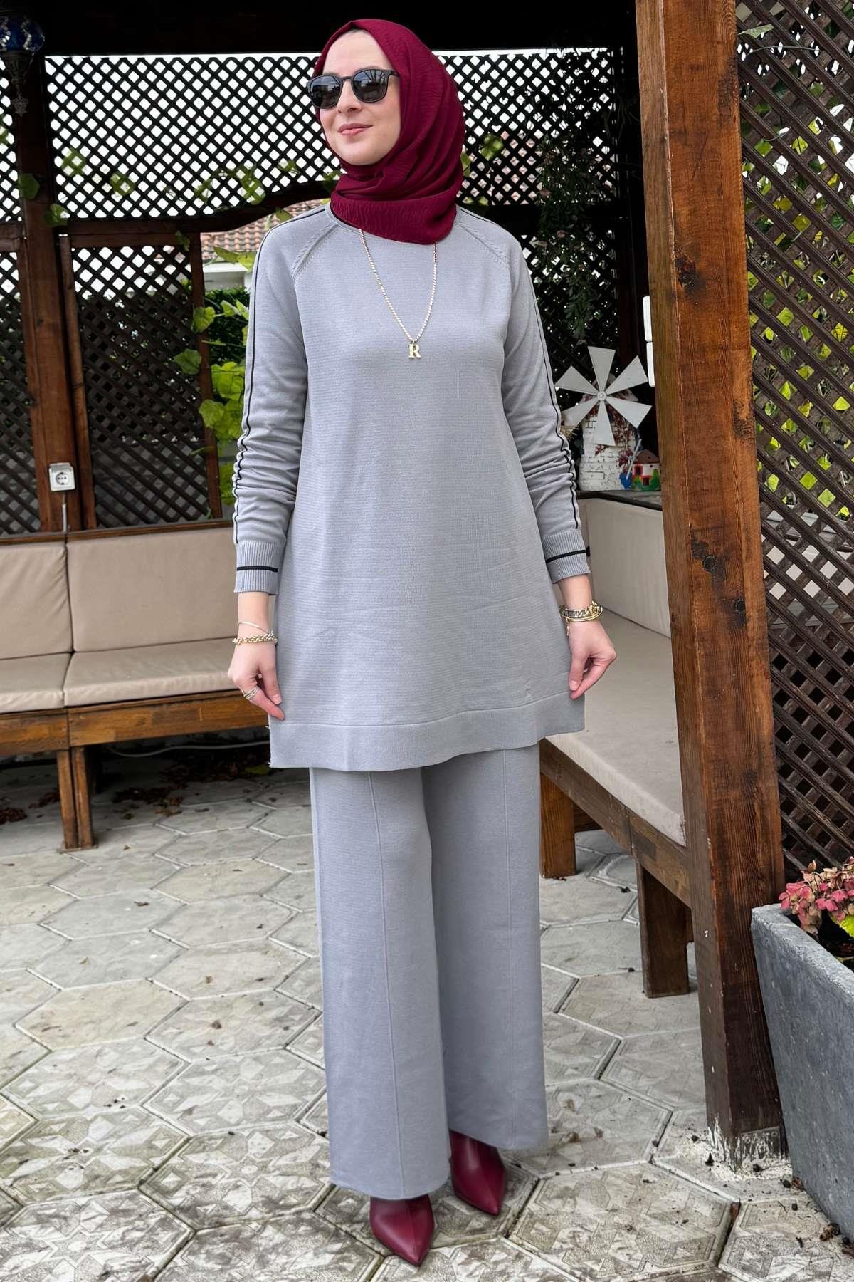 Elfida Taş Triko Takım | Rabia Şamlı | Tesettür Giyim, Elbise ve Kadın Giyim Modası