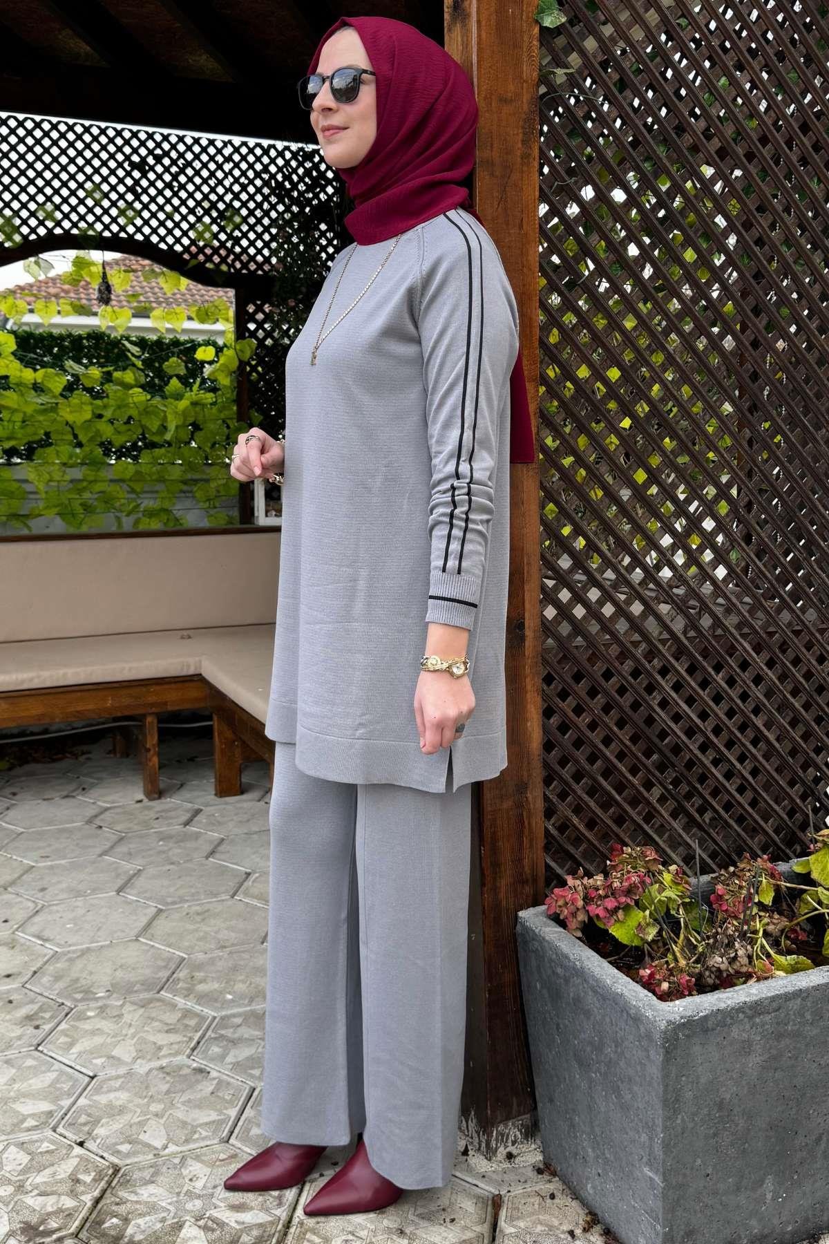 Elfida Taş Triko Takım | Rabia Şamlı | Tesettür Giyim, Elbise ve Kadın Giyim Modası