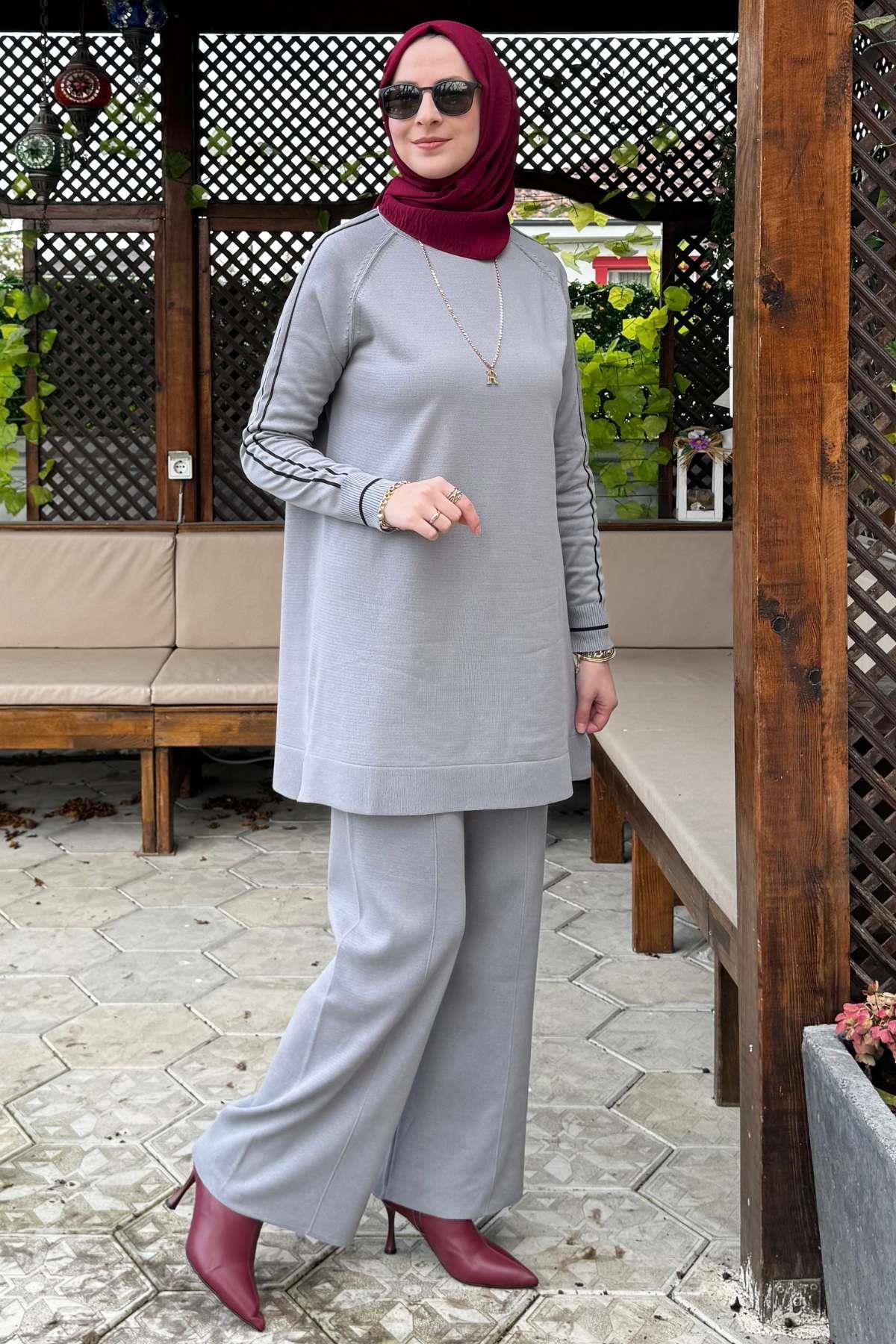 Elfida Taş Triko Takım | Rabia Şamlı | Tesettür Giyim, Elbise ve Kadın Giyim Modası