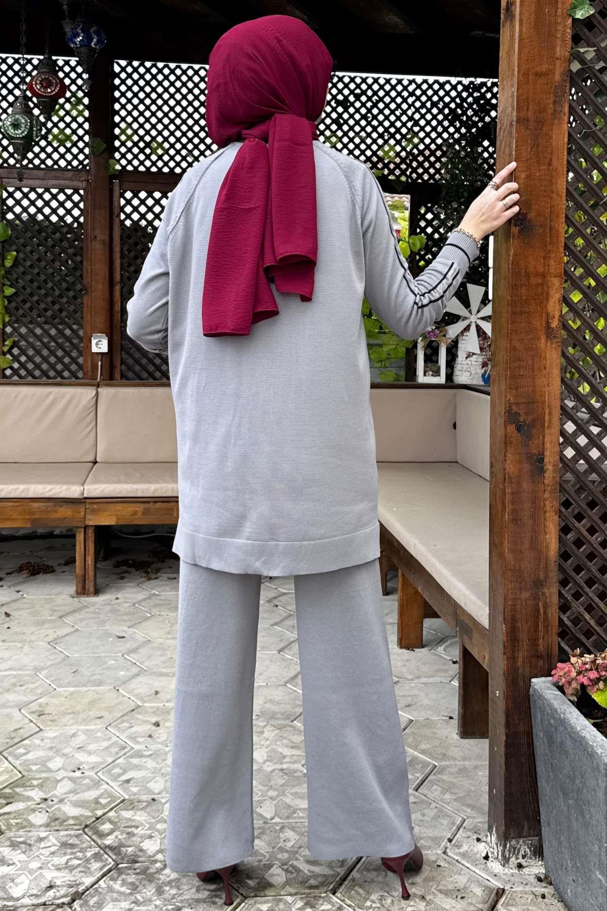 Elfida Taş Triko Takım | Rabia Şamlı | Tesettür Giyim, Elbise ve Kadın Giyim Modası