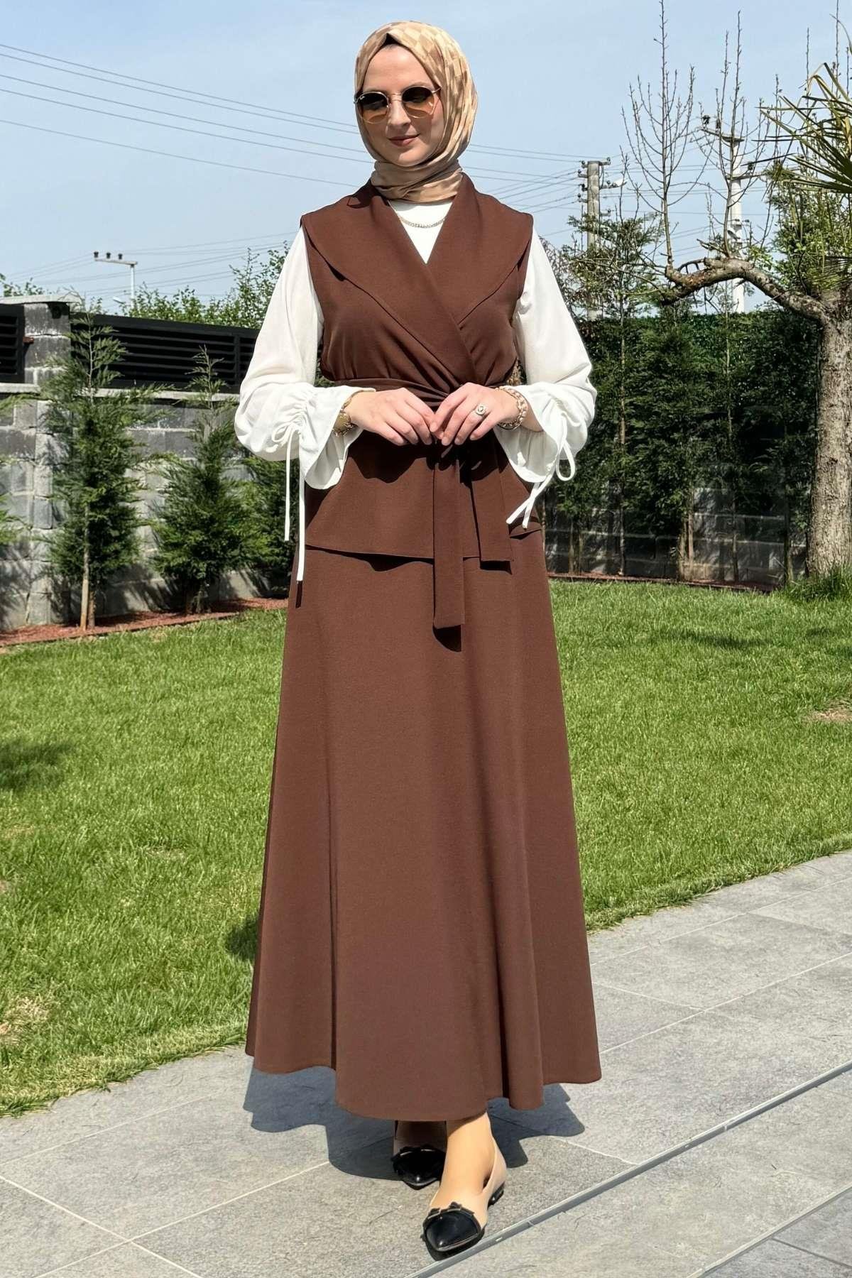 Azize Etek Yelek Takım Kahverengi - Rabia Şamlı | Tesettür Giyim, Elbise ve Kadın Giyim Modası