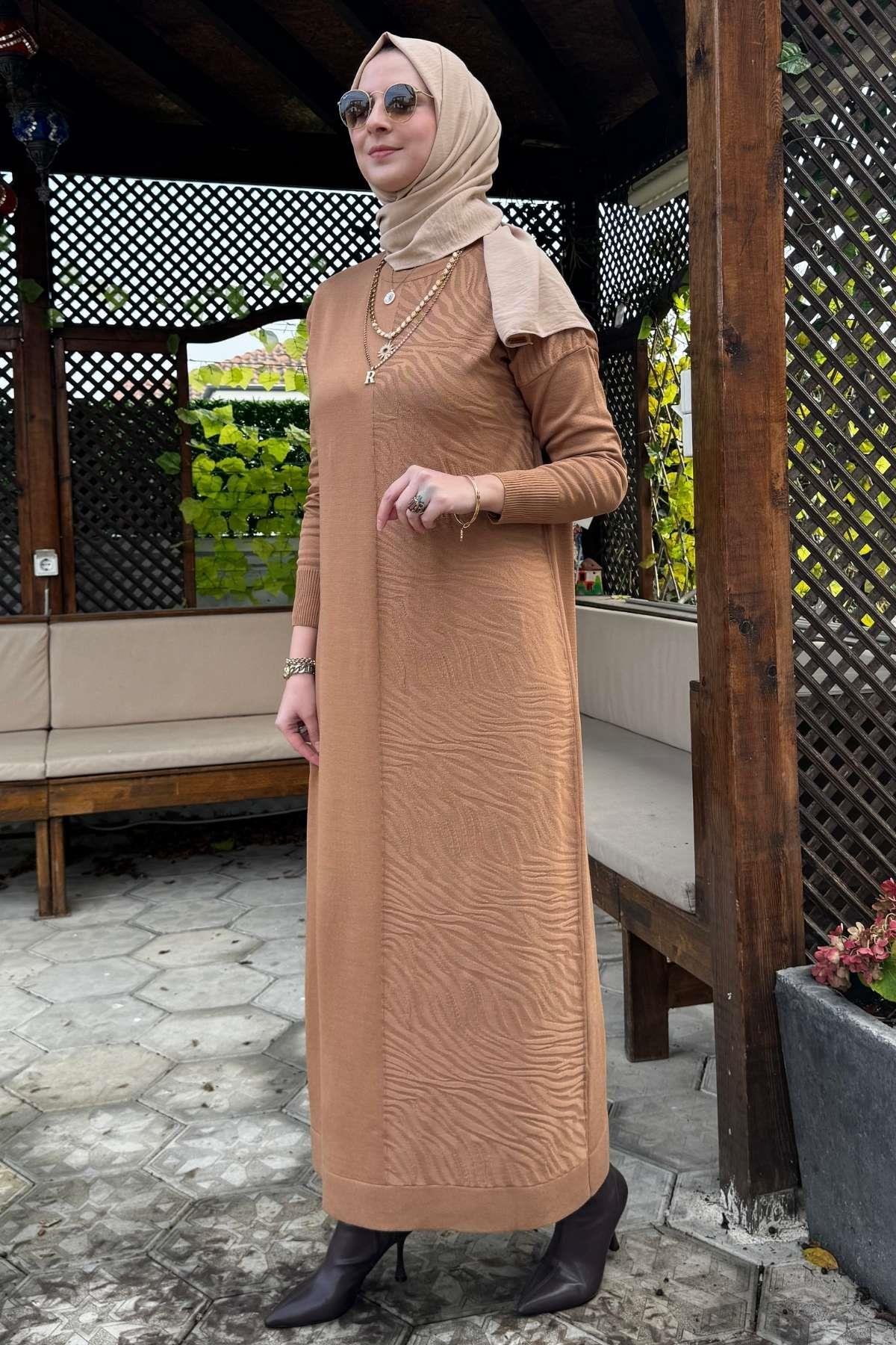 Zebra Desen Triko Elbise Kahve | Rabia Şamlı | Tesettür Giyim, Elbise ve Kadın Giyim Modası