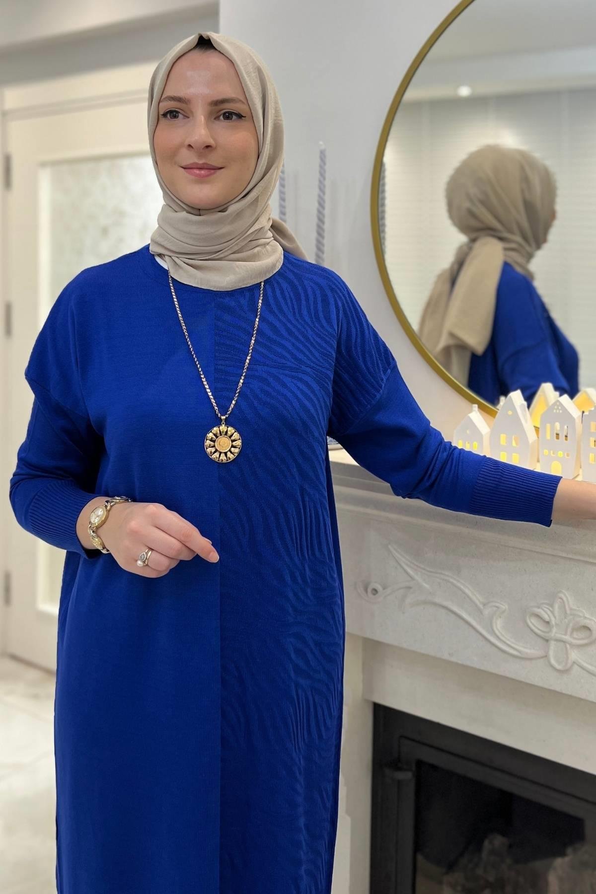 Lalezar Zümrüt Triko Elbise - Rabia Şamlı | Tesettür Giyim, Elbise ve Kadın Giyim Modası