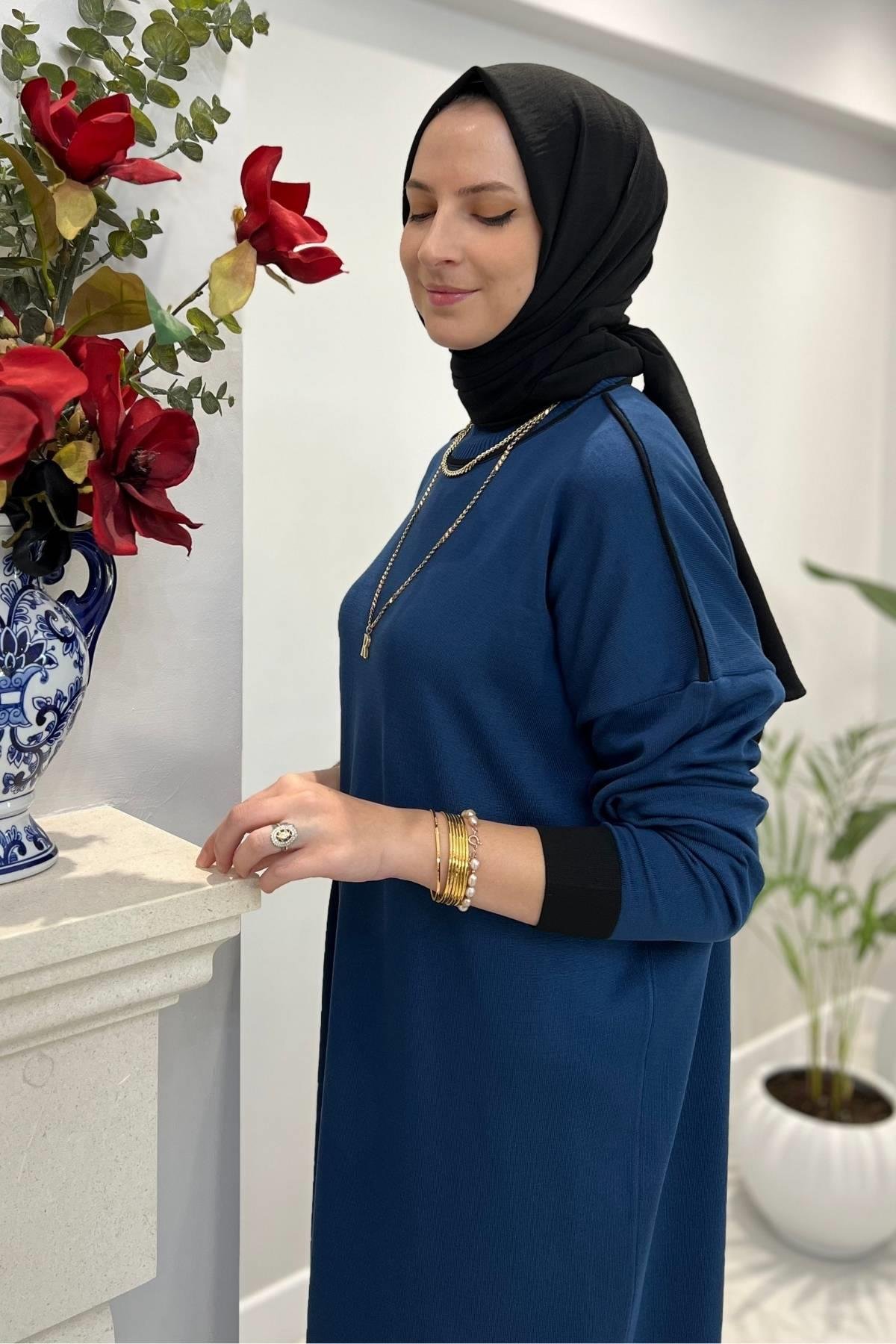Zümra Siyah Triko Elbise - Rabia Şamlı | Tesettür Giyim, Elbise ve Kadın Giyim Modası