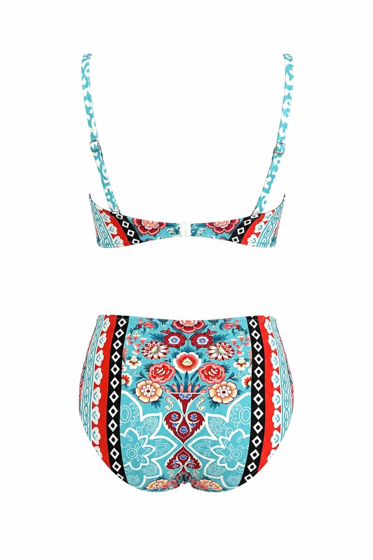 Üçgen Pareolu Desenli Bikini Takım 