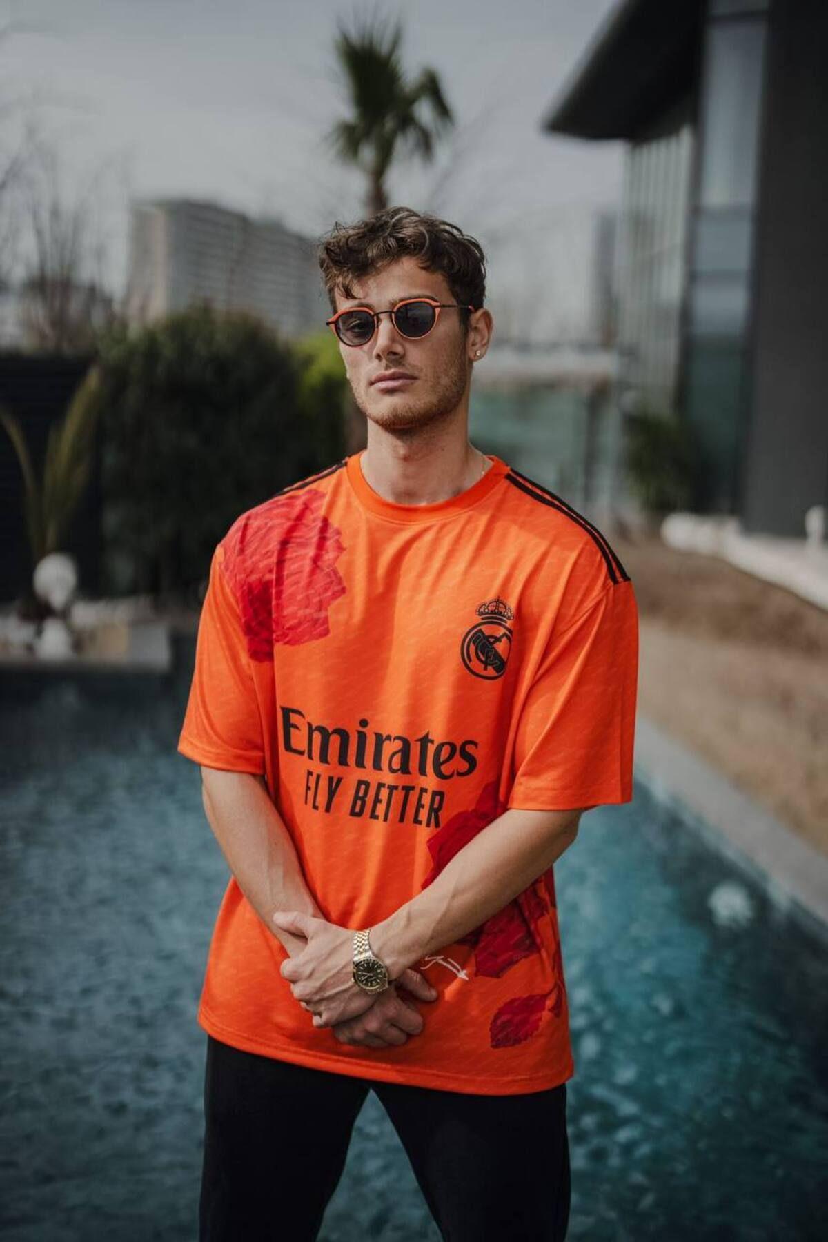 Erkek  Emirates Fly Better Oversize Bisiklet Yaka Tshirt