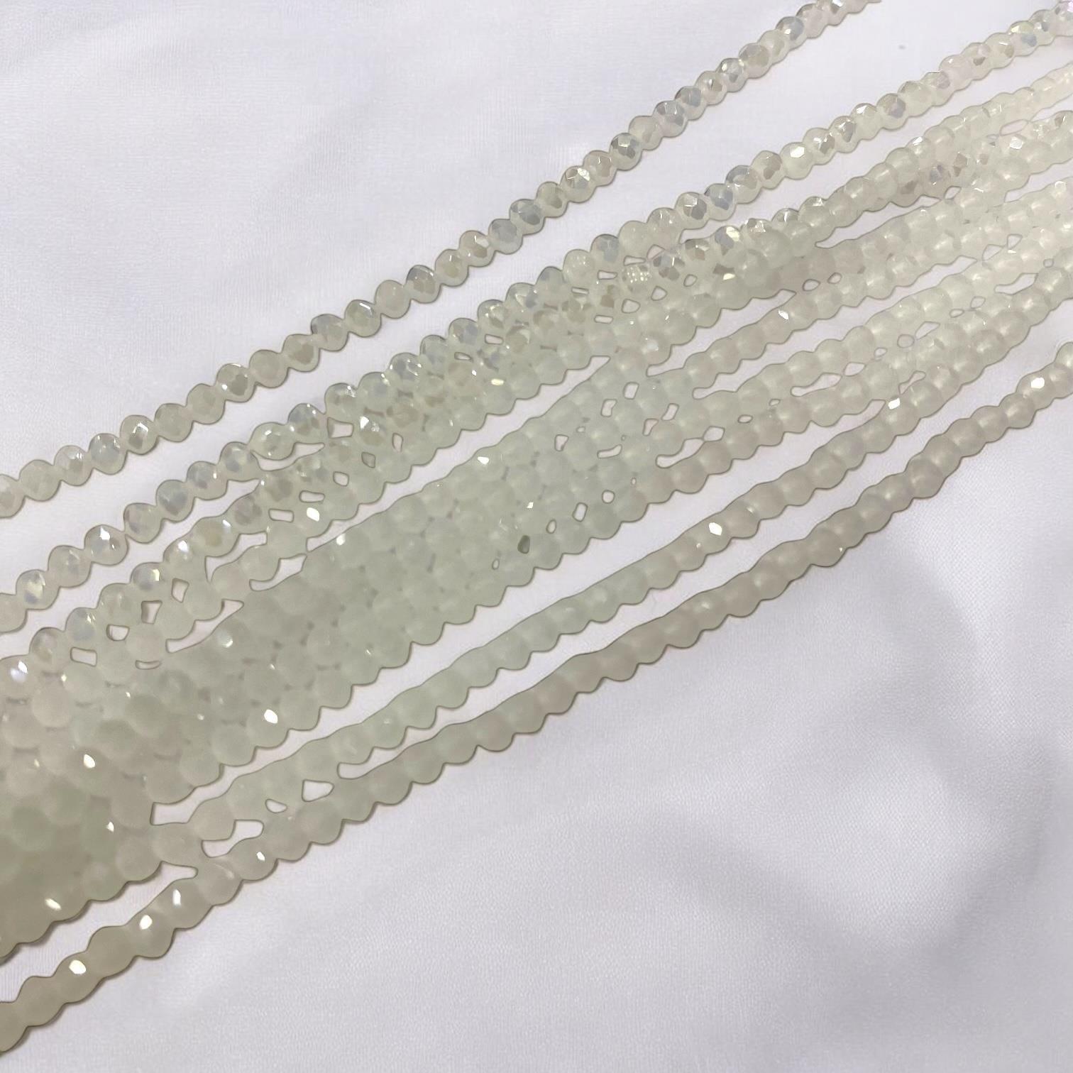 Kristal Dizi Cam Boncuk (3 mm) Opak Buz Beyaz