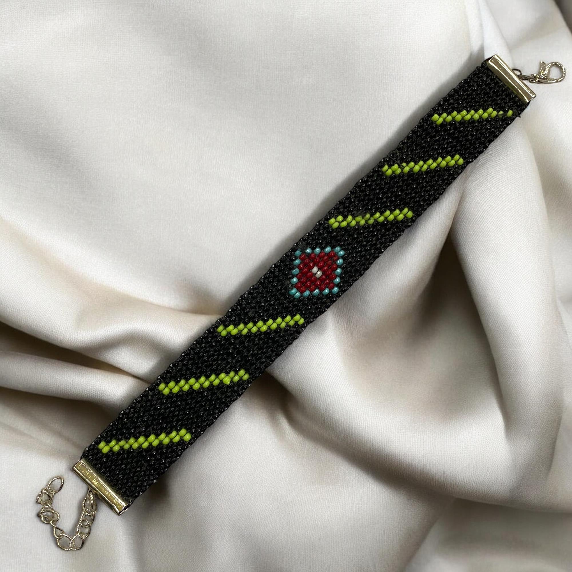 Royal Black Bileklik