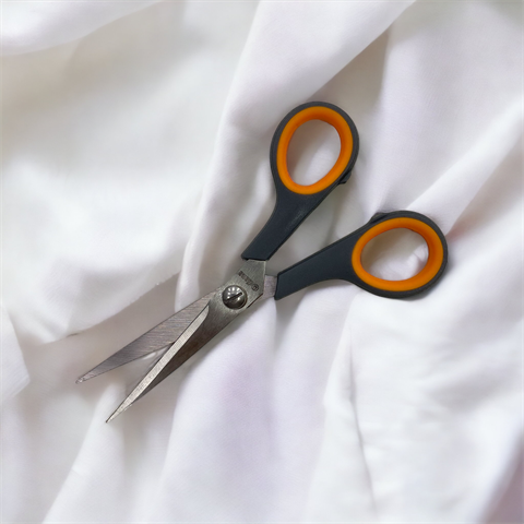 Turuncu Basic Makas 15 CM