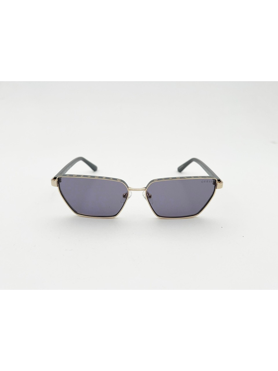 GUESS 00106 32A Kadın Güneş Gözlüğü Bu Ürüne Özel 9 Taksit İmkanı Sizinle!