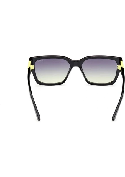 GUESS 7916 41B Kadın Güneş Gözlüğü Bu Ürüne Özel 9 Taksit İmkanı Sizinle!