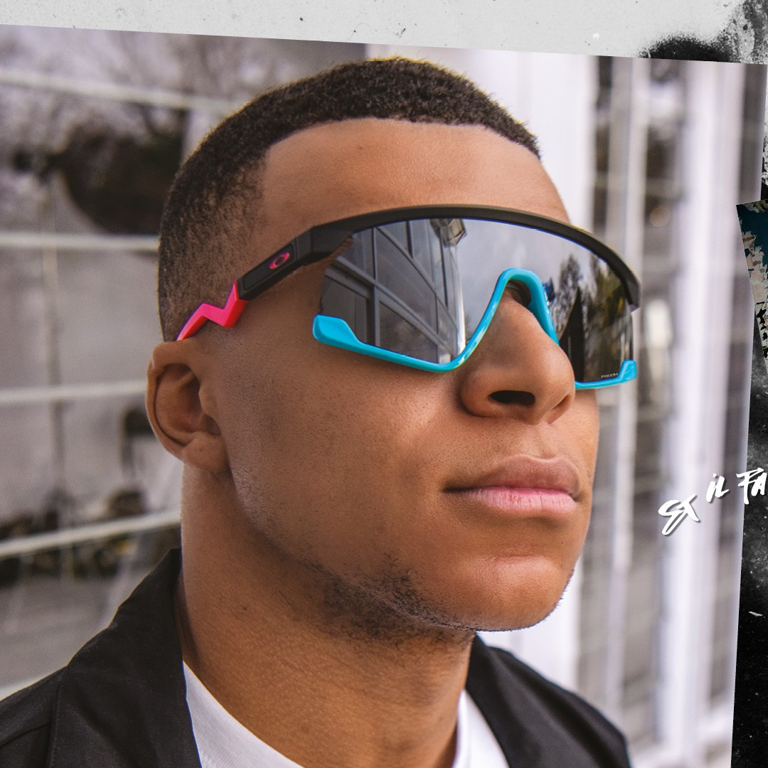 OAKLEY 9280 928005 39 Unisex Güneş Gözlüğü Bu Ürüne Özel 9 Taksit İmkanı Sizinle!