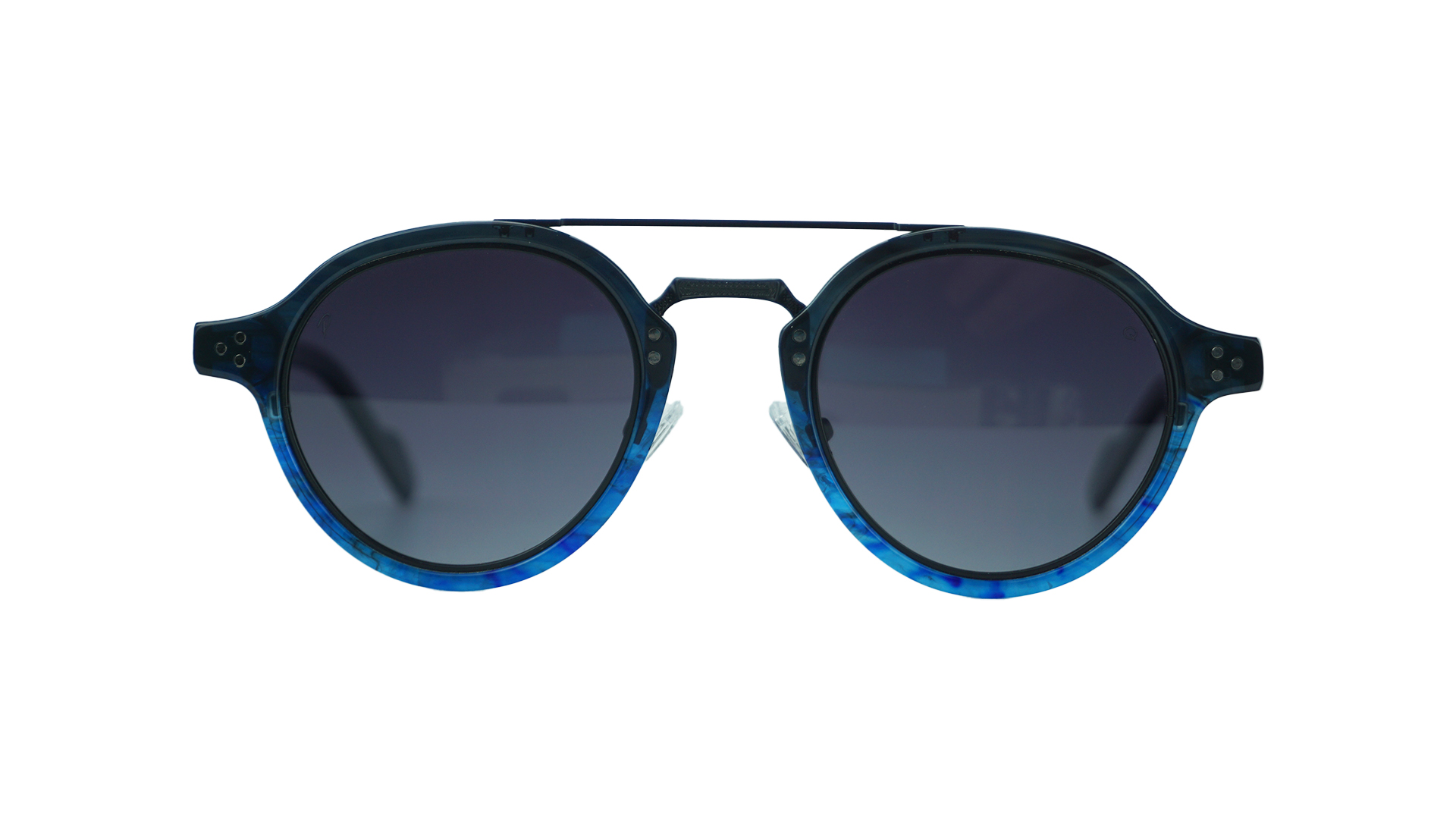 QUANTUM 198 03 Unisex Güneş Gözlüğü Bu Ürüne Özel 9 Taksit İmkanı Sizinle!