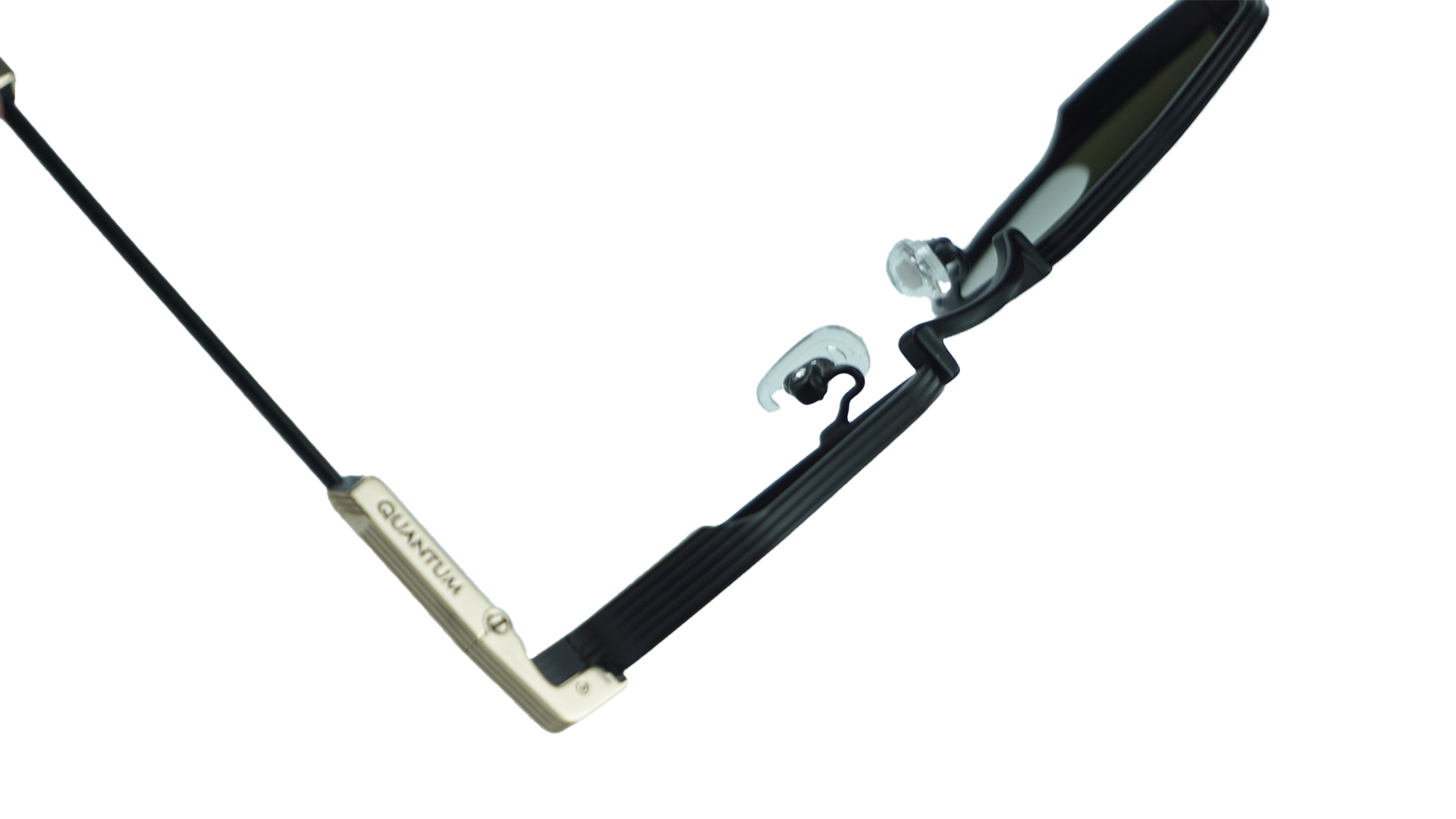 QUANTUM 223 02 Unisex Güneş Gözlüğü Bu Ürüne Özel 9 Taksit İmkanı Sizinle!