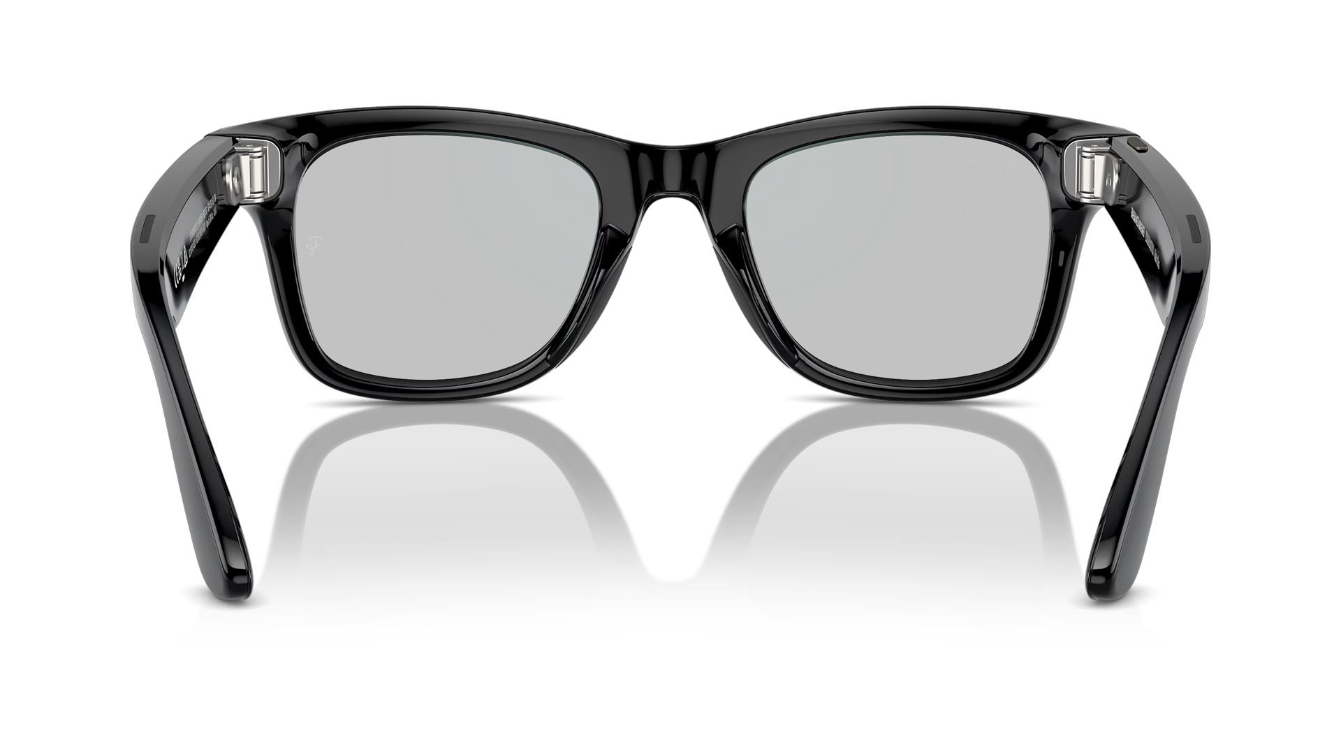Ray-Ban Meta Wayfarer Transitions G15 Gray Akıllı Gözlük Bu Ürüne Özel 9 Taksit İmkanı Sizinle!