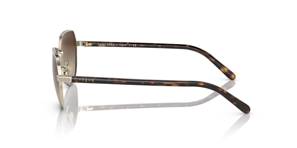 VOGUE 4242S 848/13 53 Kadın Güneş Gözlüğü Bu Ürüne Özel 9 Taksit İmkanı Sizinle!