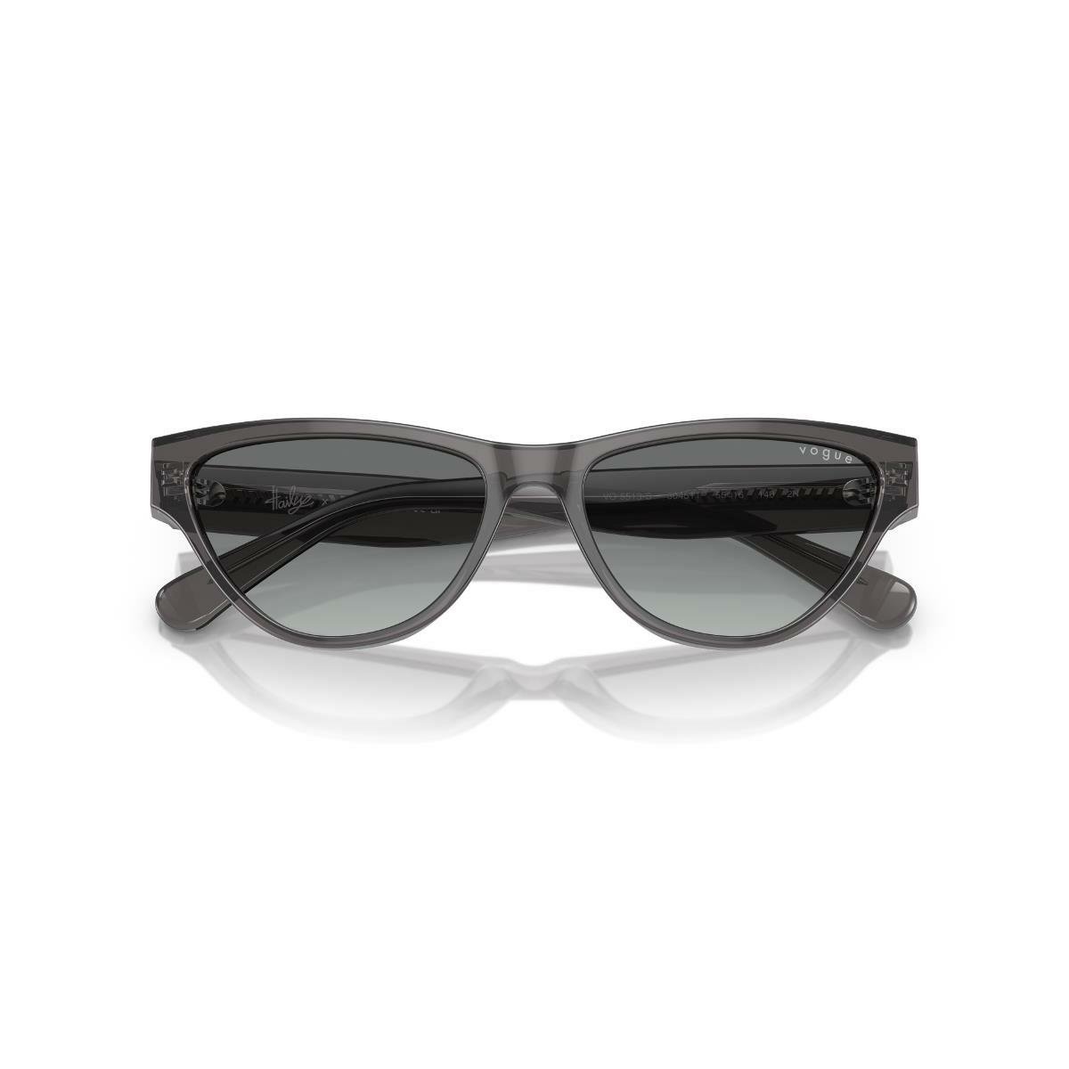 VOGUE 5513 304511 55 Kadın Güneş Gözlüğü Bu Ürüne Özel 9 Taksit İmkanı Sizinle!