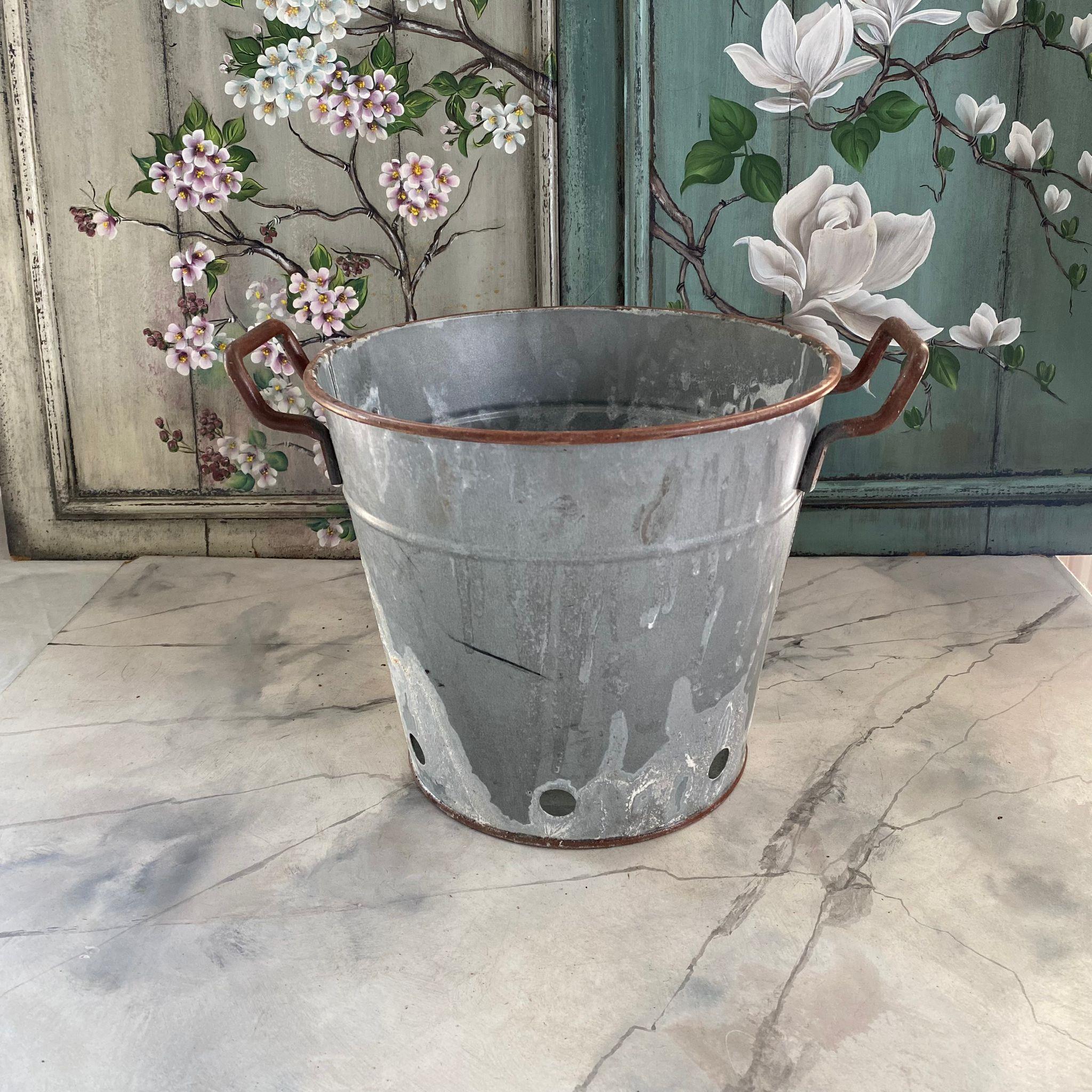 GALVANİZ DEMİR SAPLI KOVA