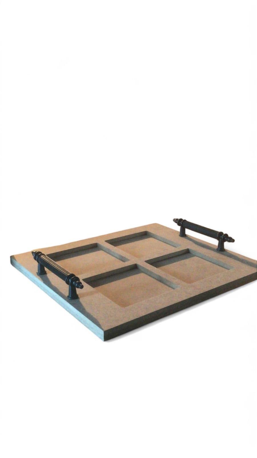 KARE BÖLMELİ TEPSİ