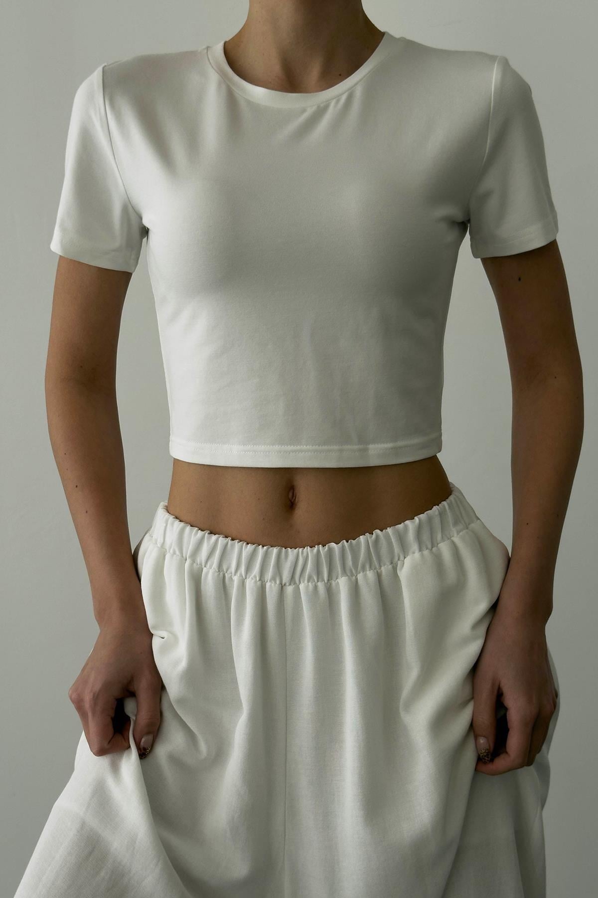 BASIC CROP T-SHIRT