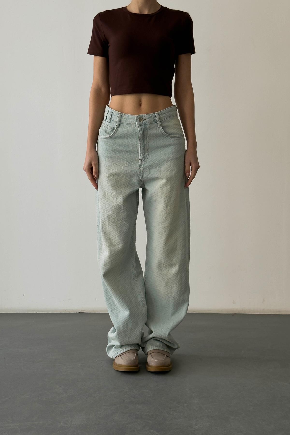 BASIC CROP T-SHIRT
