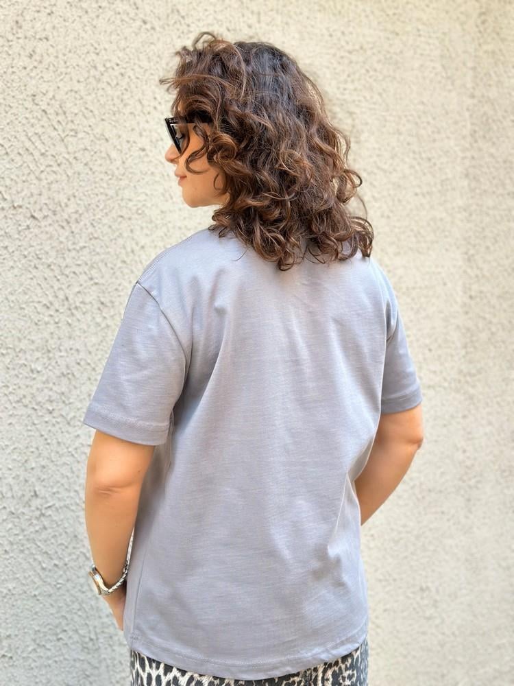 DEKORATİF DİKİŞLİ BASİC TSHİRT