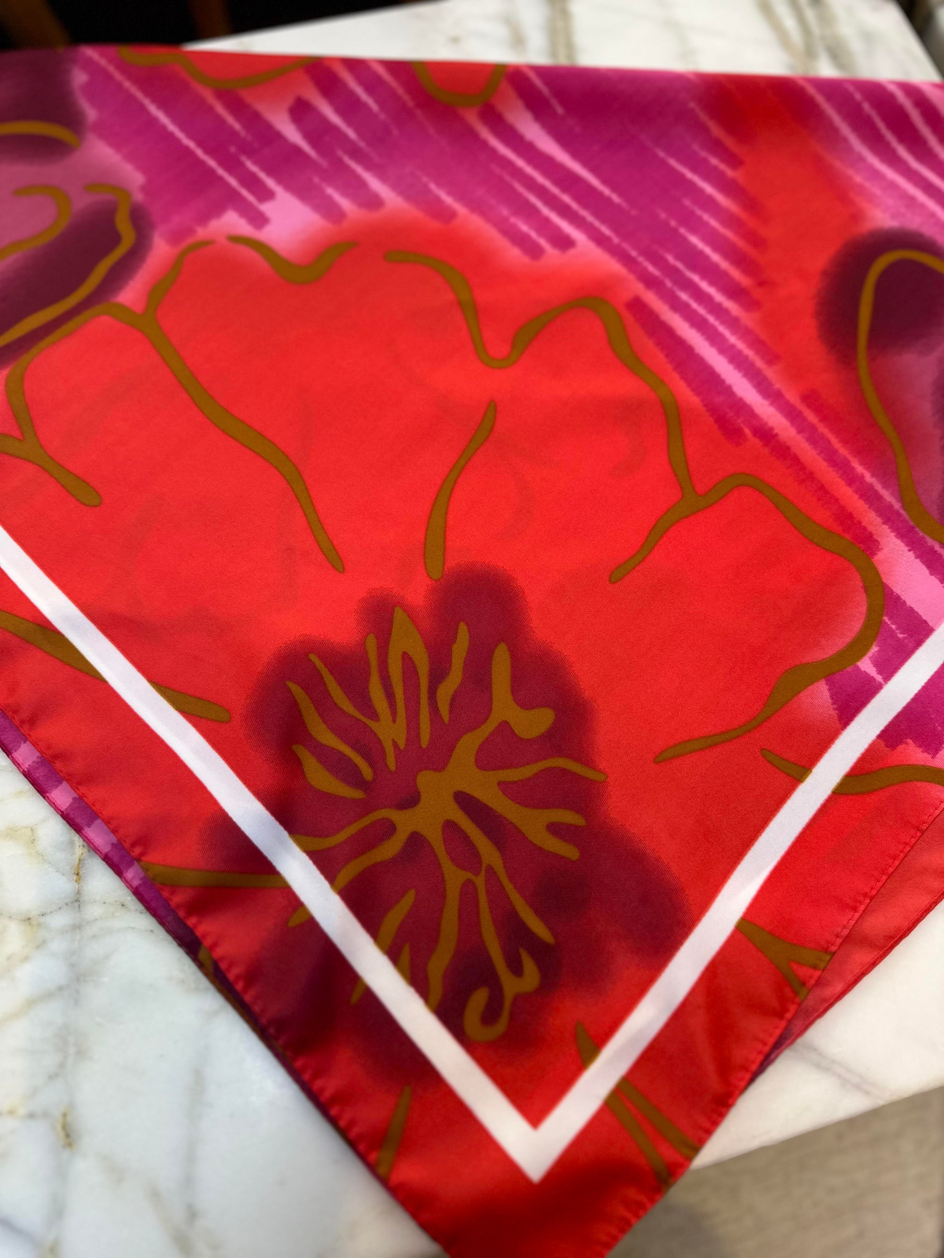 EBRULİ ÇİÇEK DESENLİ FULAR