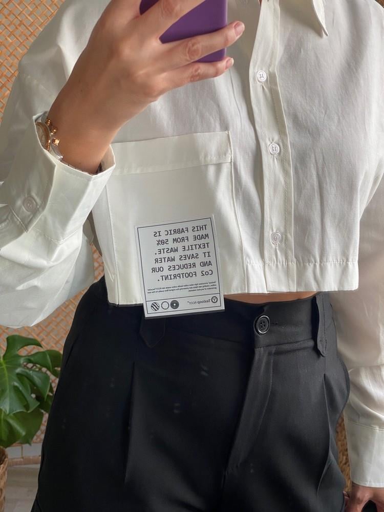 OVAL KESİM YAZILI CROP GÖMLEK