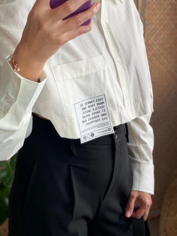 OVAL KESİM YAZILI CROP GÖMLEK