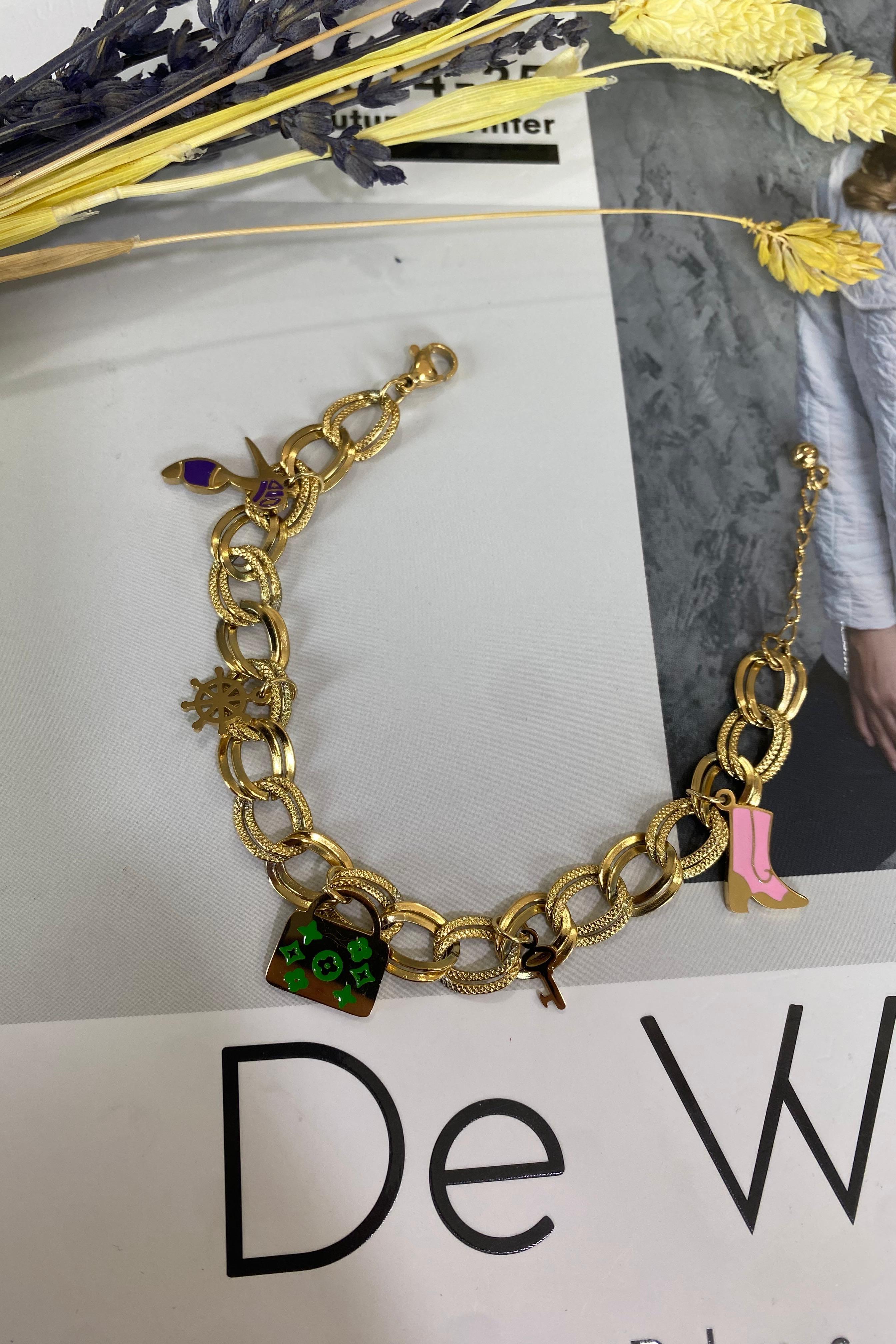 1426 İTHAL CHARM BİLEKLİK