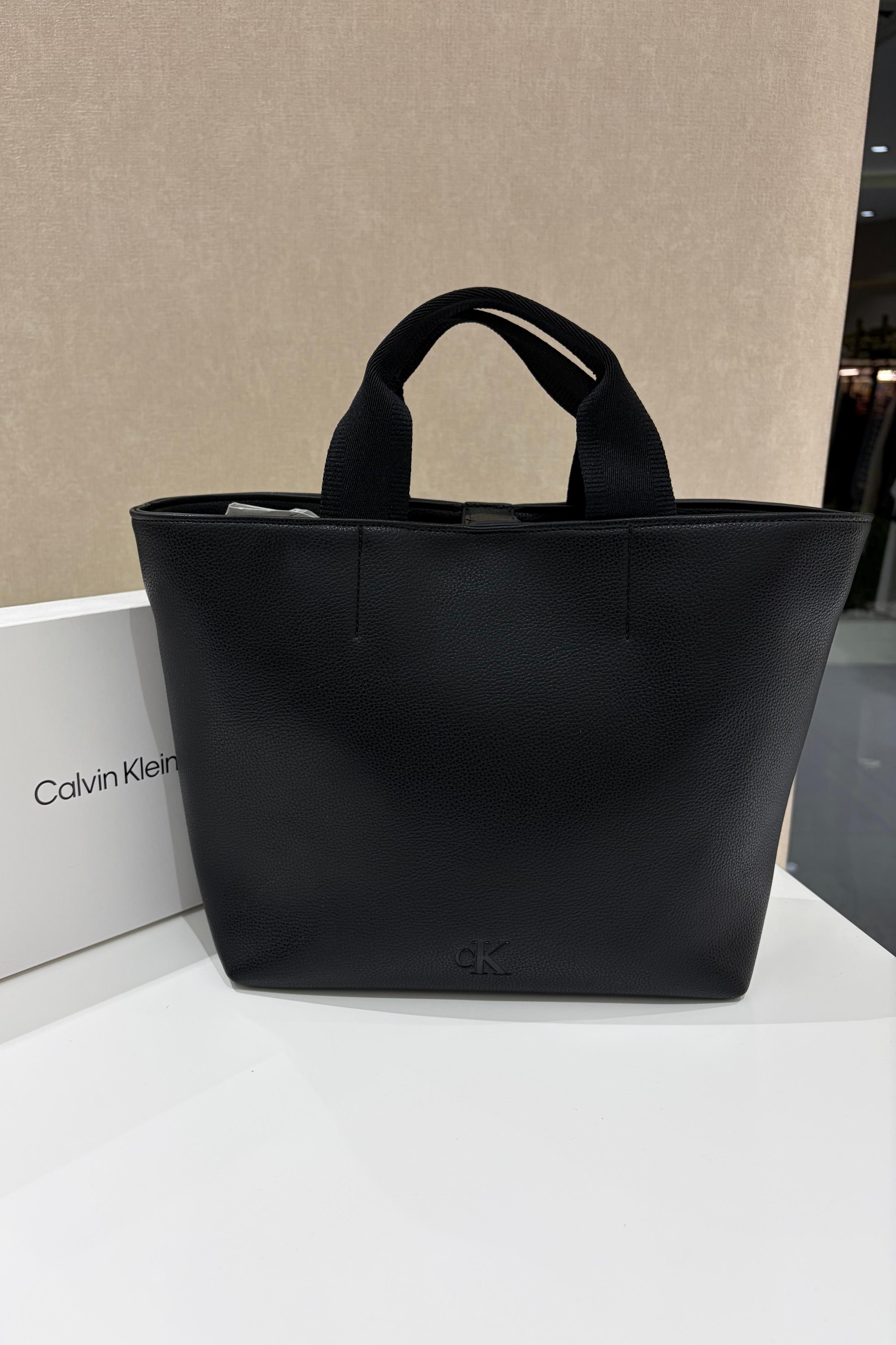 CALVIN KLEIN ÇANTA