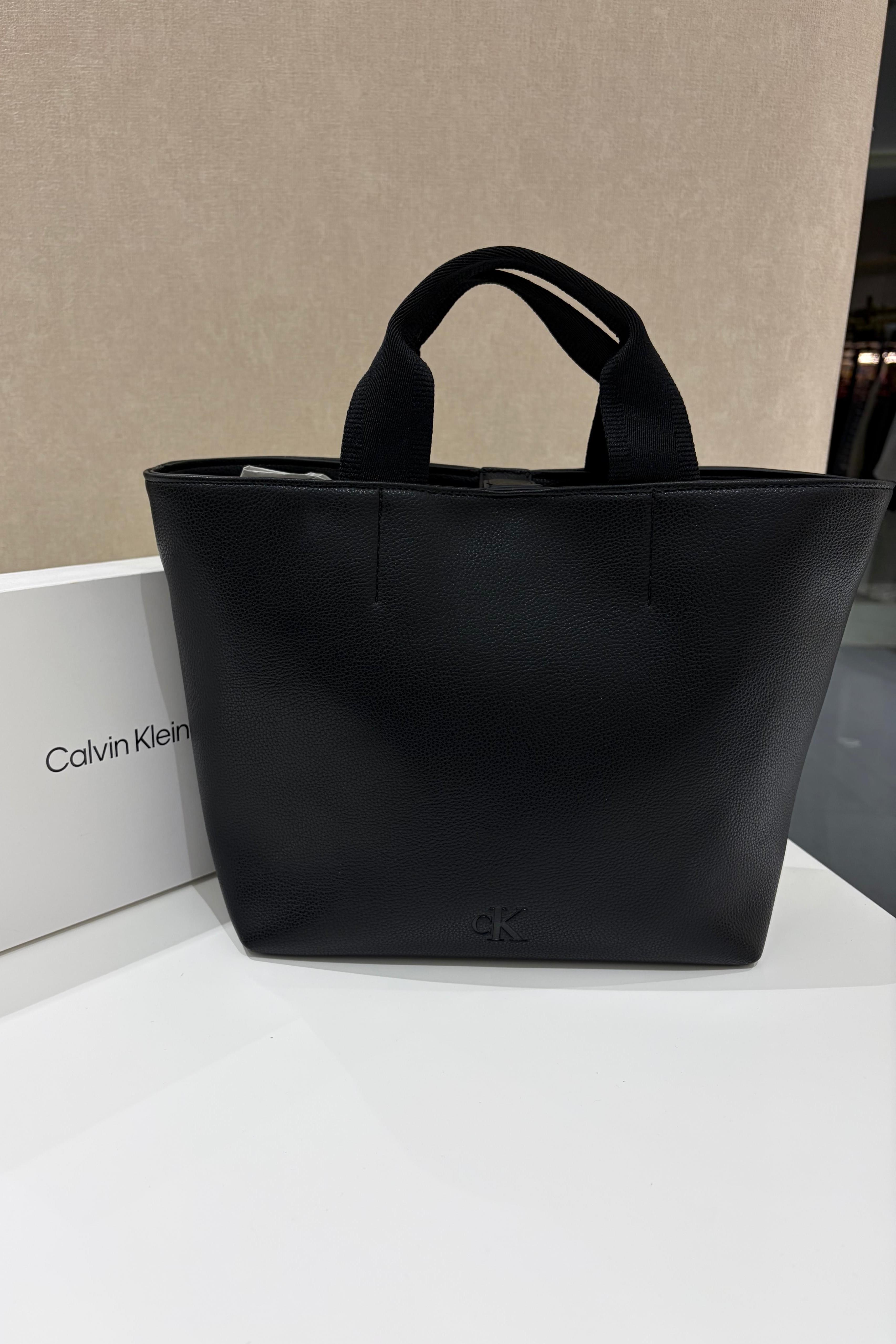 CALVIN KLEIN ÇANTA