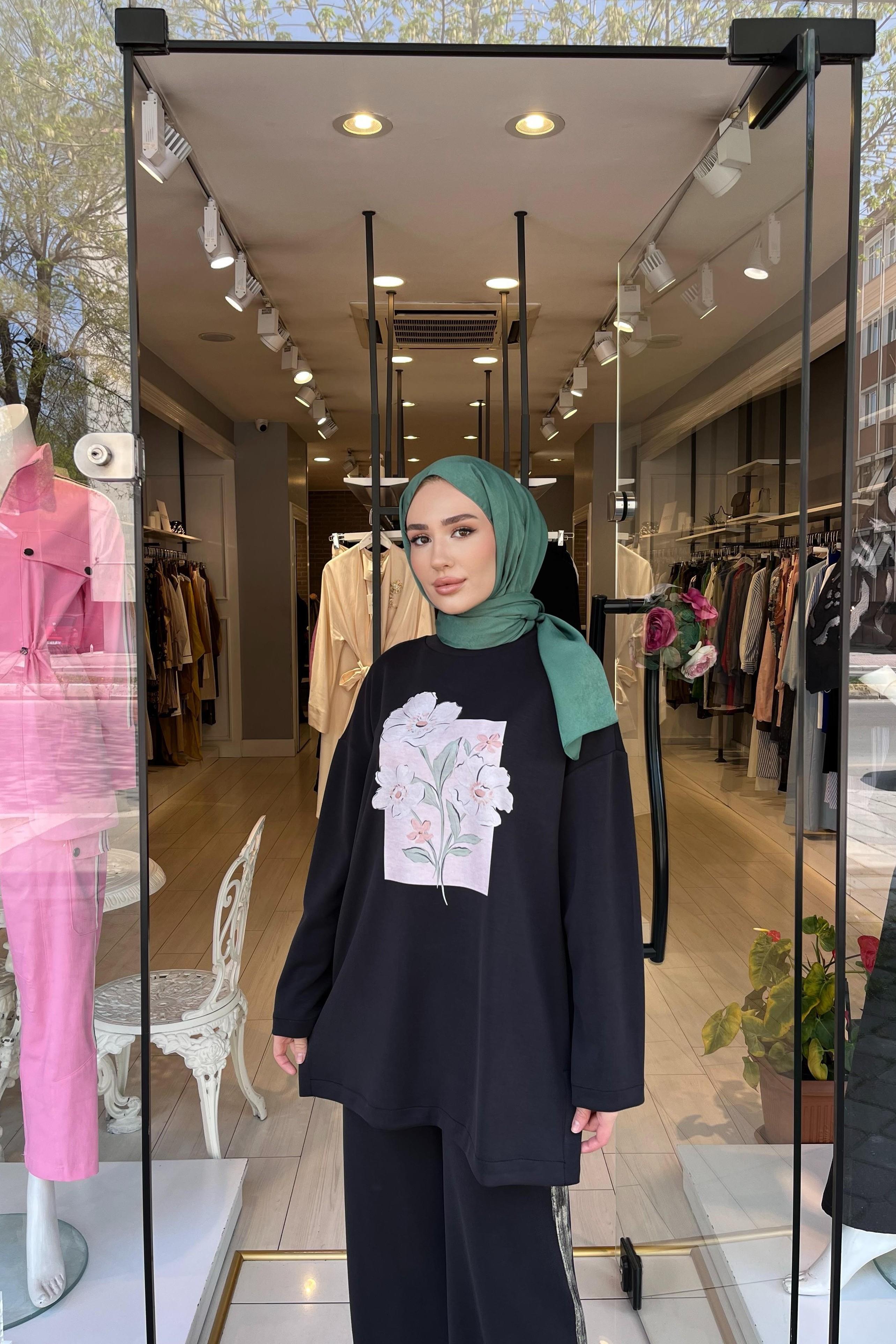 OE25Y939688 OMELYA SWEATSHIRT