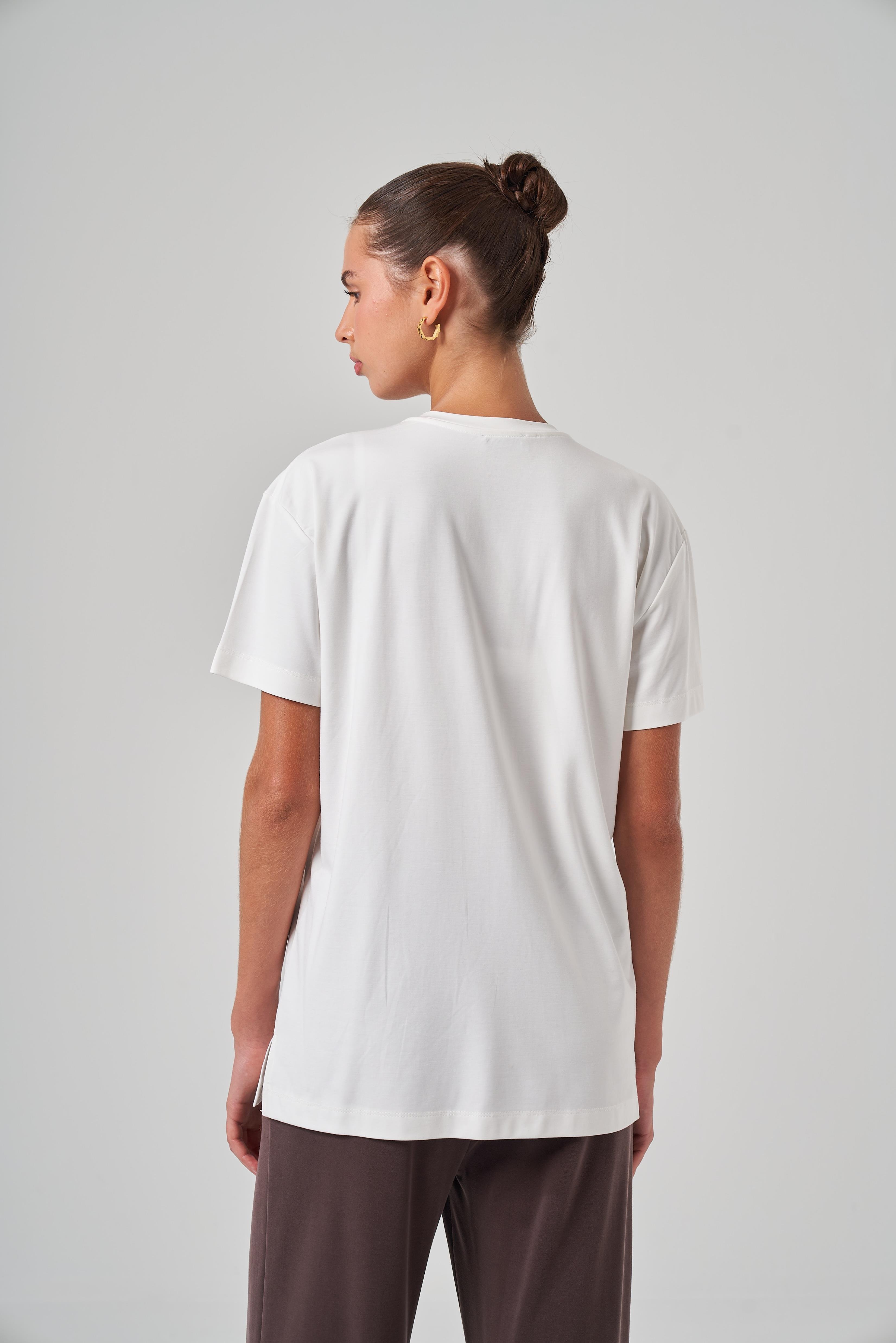 OE26KZ10105 OMELYA TSHIRT
