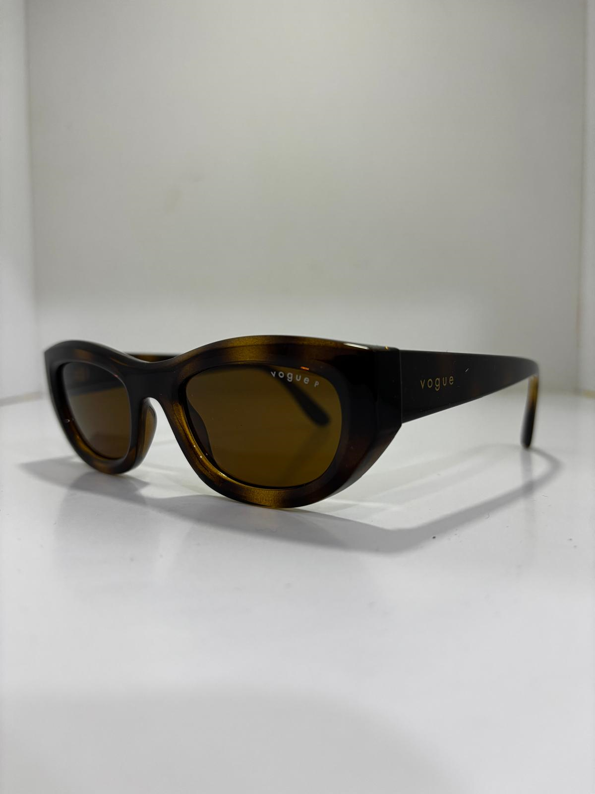 VOGUE 5616-S 271883 KADIN GÜNEŞ GÖZLÜĞÜ