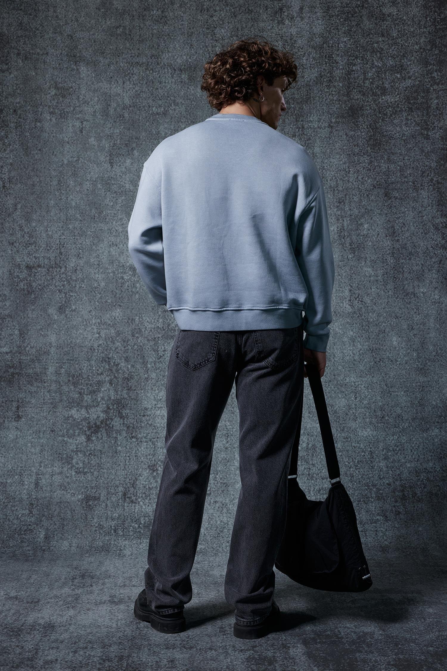 Erkek Bisiklet Yaka Cep Detaylı Sweatshirt Gri