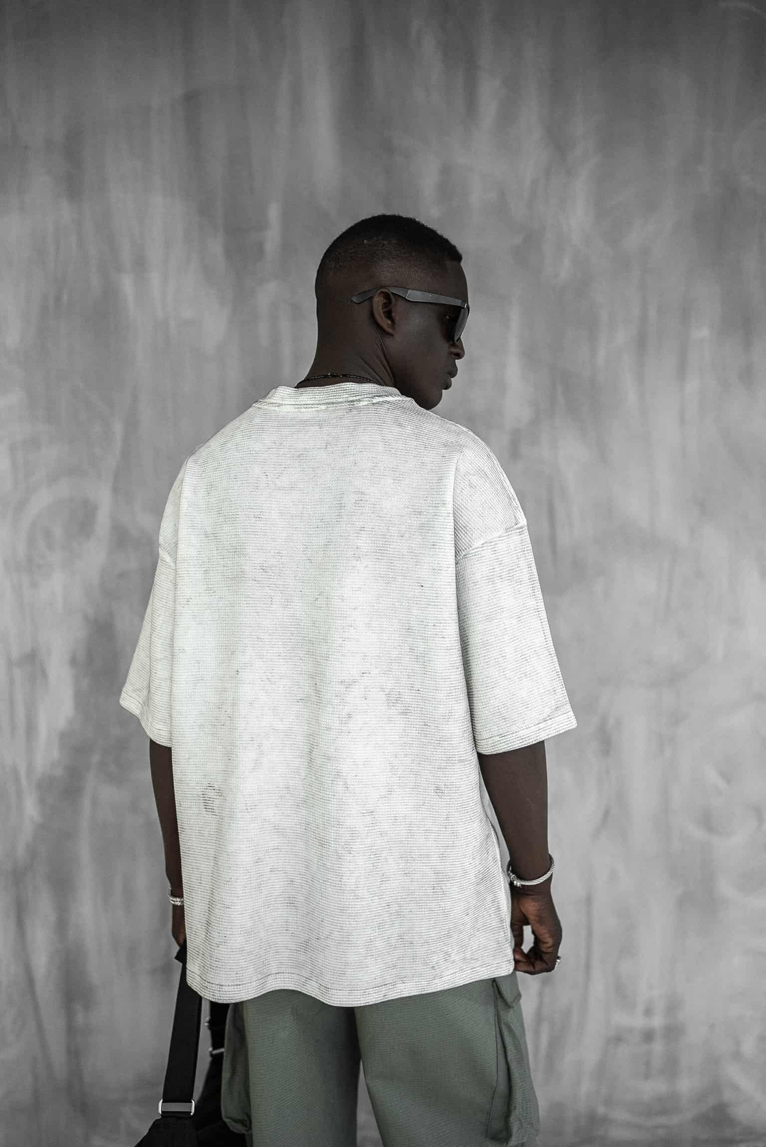 Erkek Desenli Waffle Kumaş Yıkamalı Oversize T-Shirt Ekru