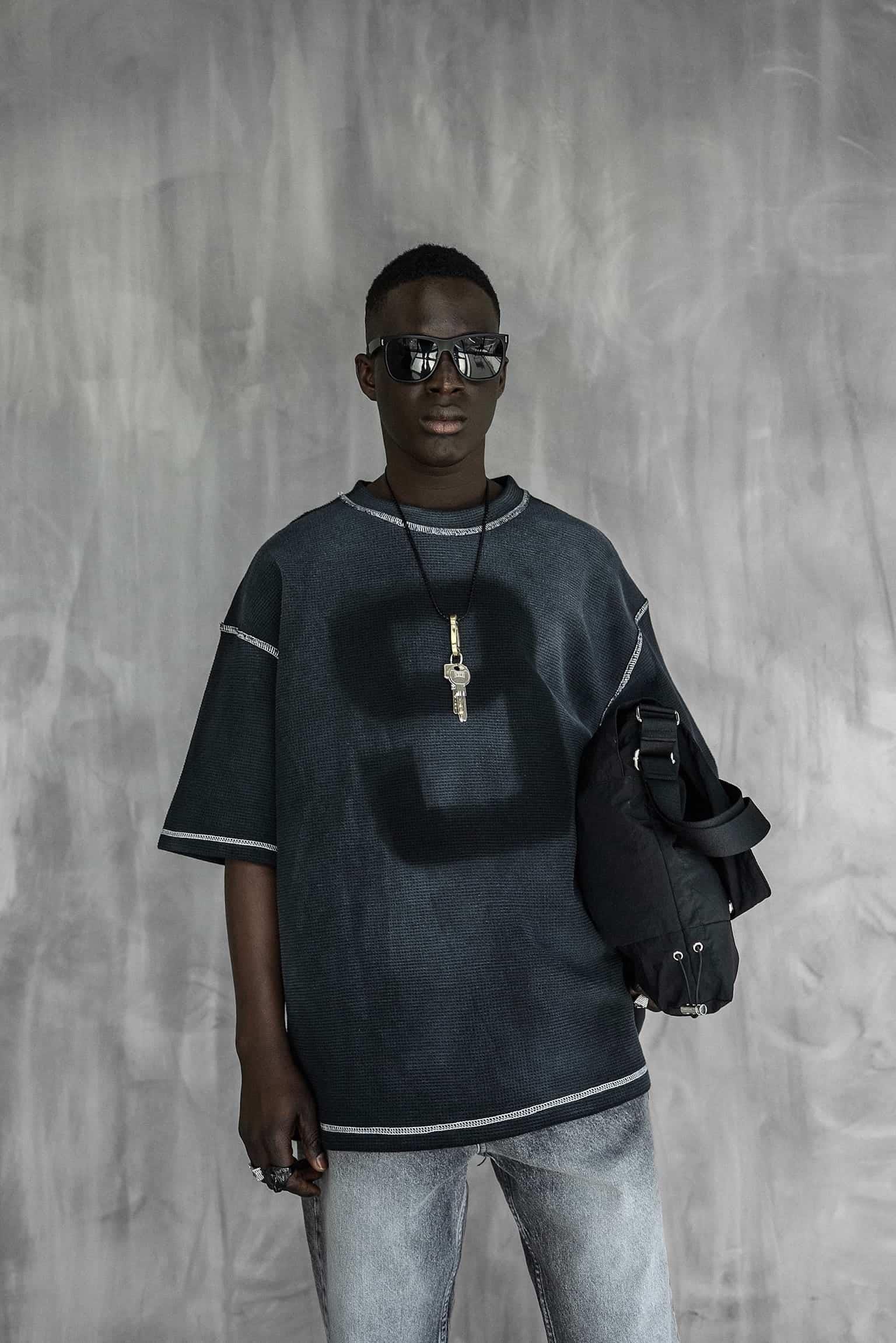 Erkek Dikiş Detaylı Waffle Kumaş Oversize T-Shirt Siyah