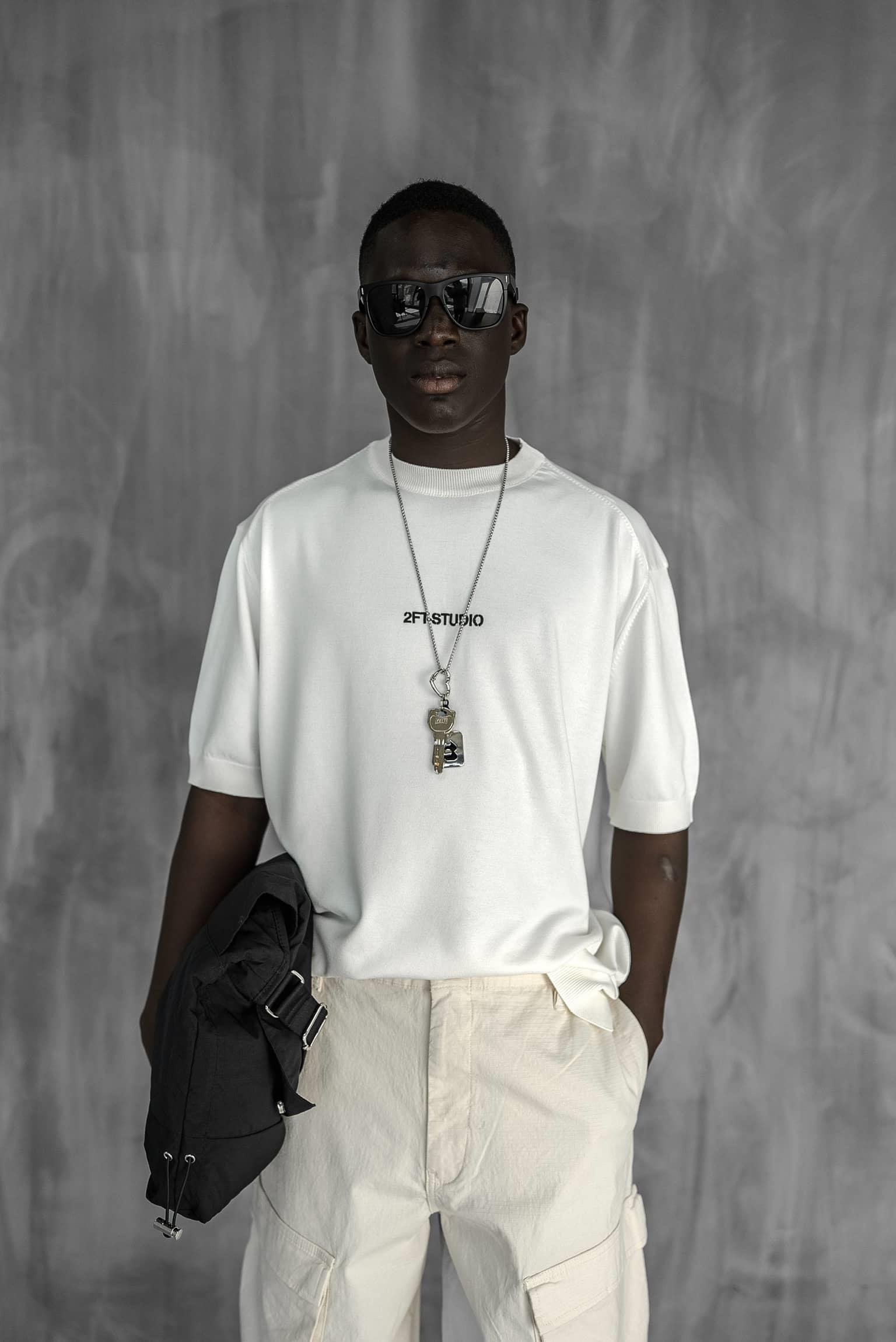 Erkek Kabartma Baskılı Esnek Regular Fit Triko T-Shirt Beyaz