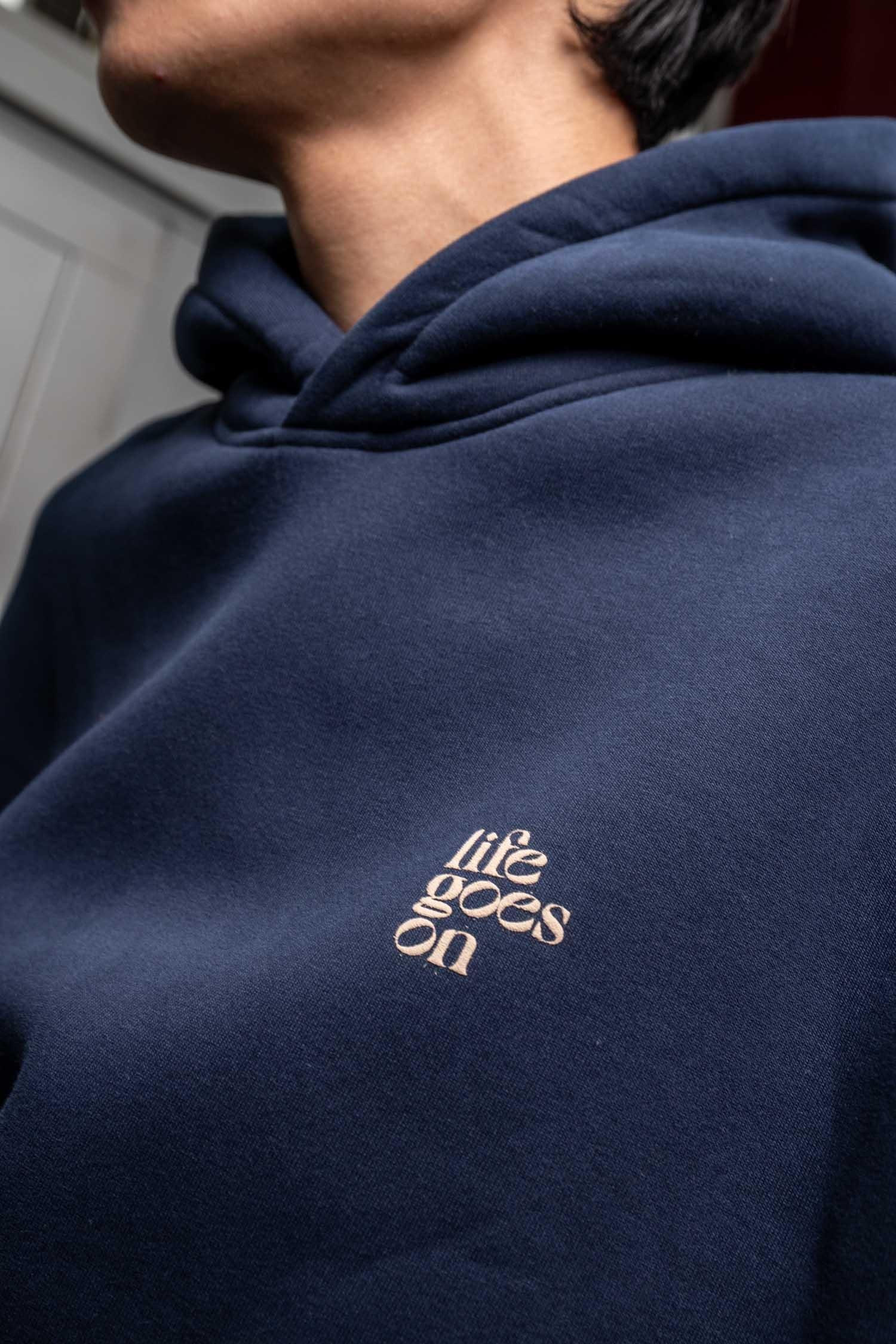 Erkek Kabartmalı Baskılı Kapüşonlu Hoodie Lacivert