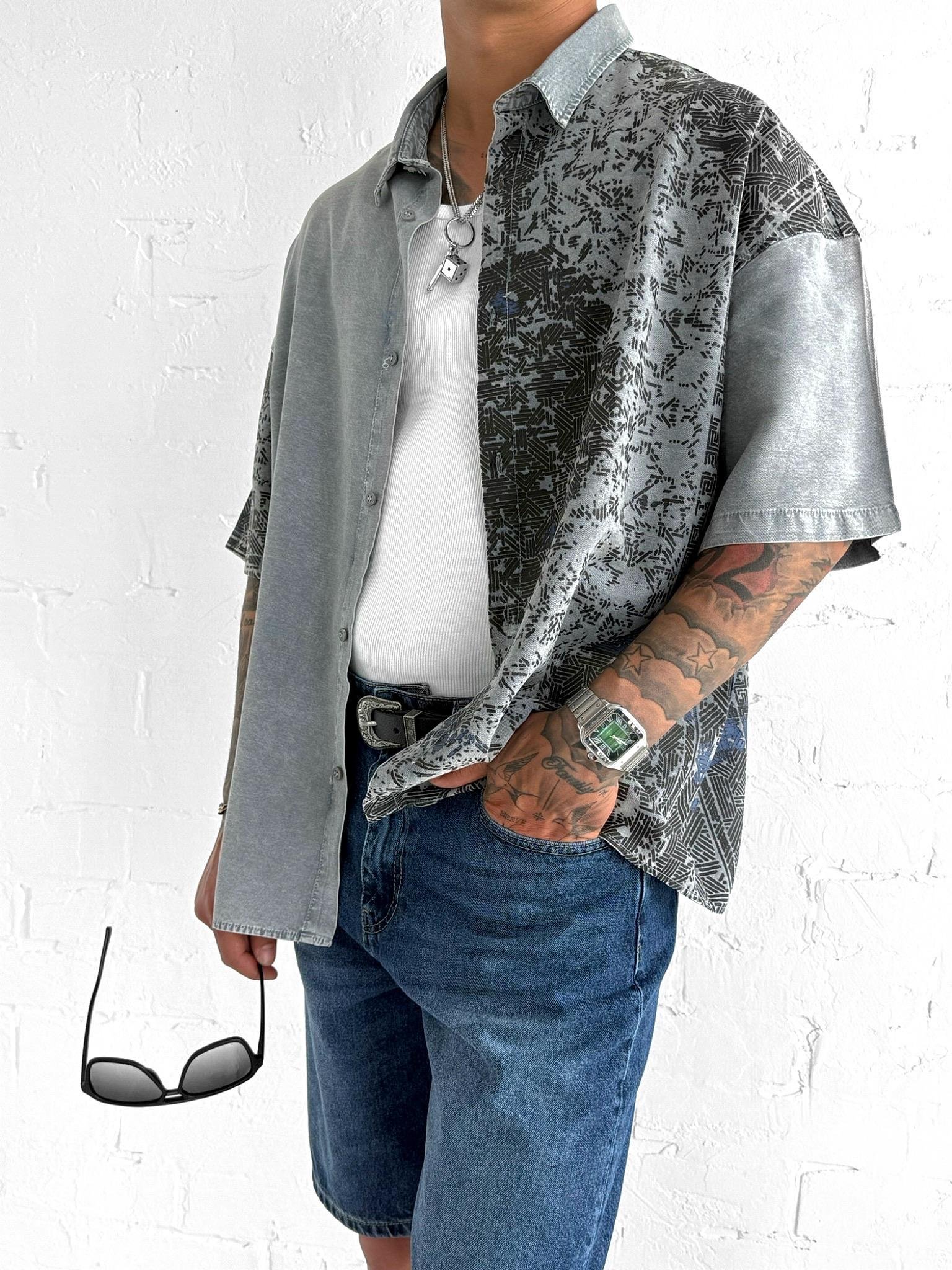 Erkek Kısa Kollu Desenli Oversize Gömlek Gri