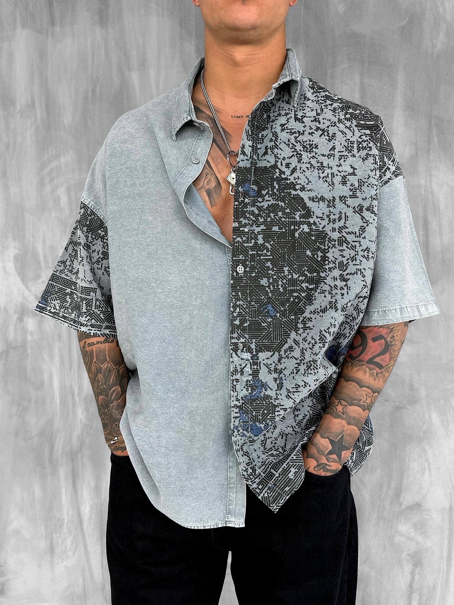 Erkek Kısa Kollu Desenli Oversize Gömlek Gri