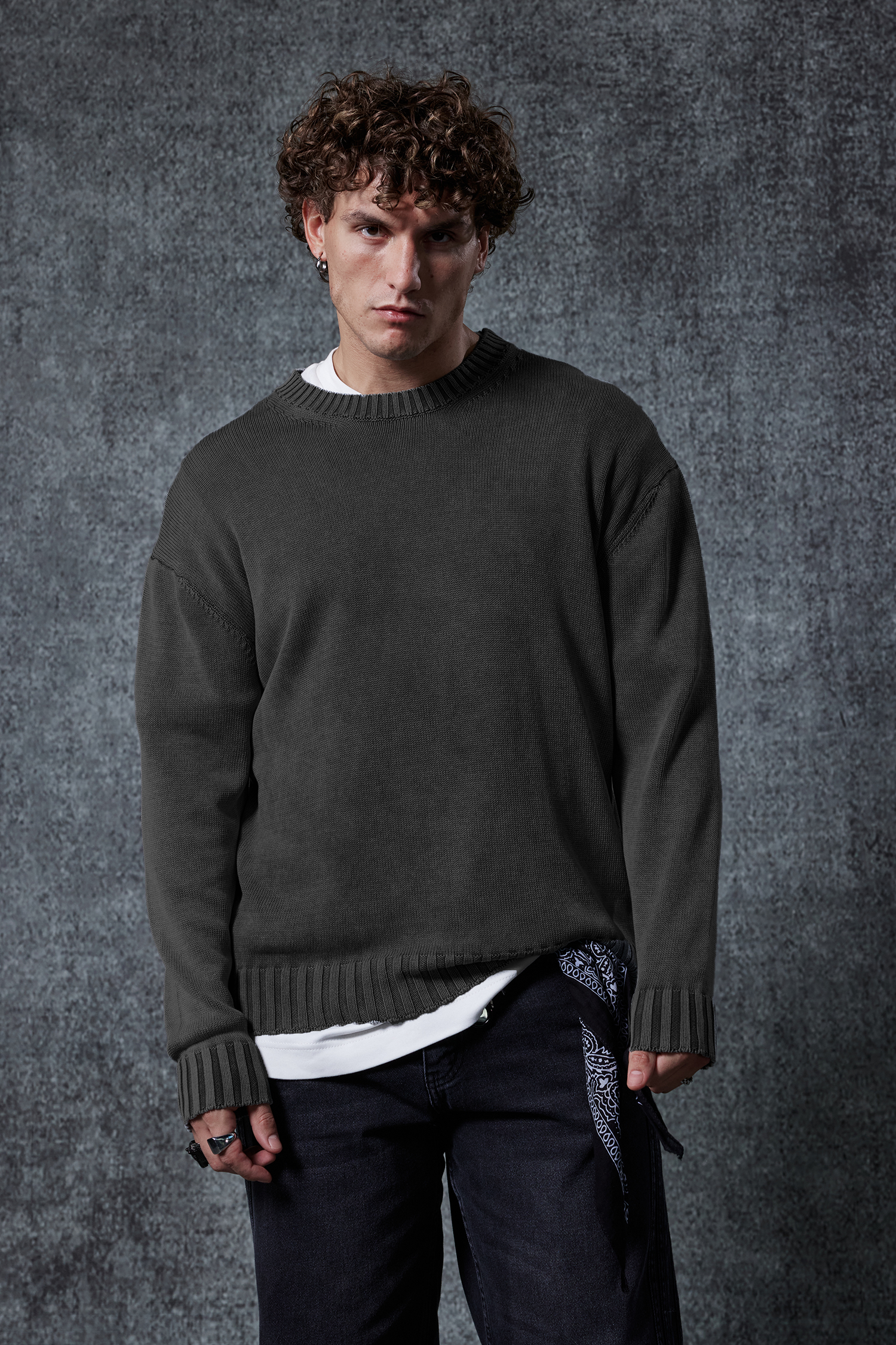 Erkek Oversize Bisiklet Yaka Basic Triko Kazak Siyah