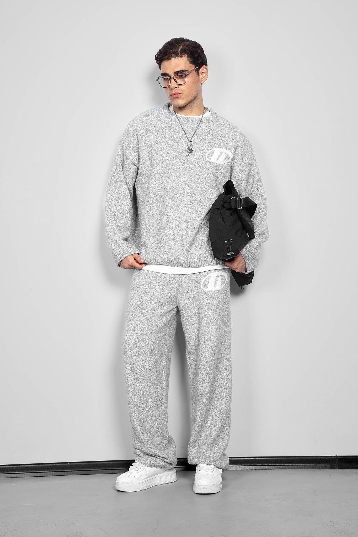 Erkek Oversize Boxy Fit Logo Detaylı Tüylü Kazak Gri