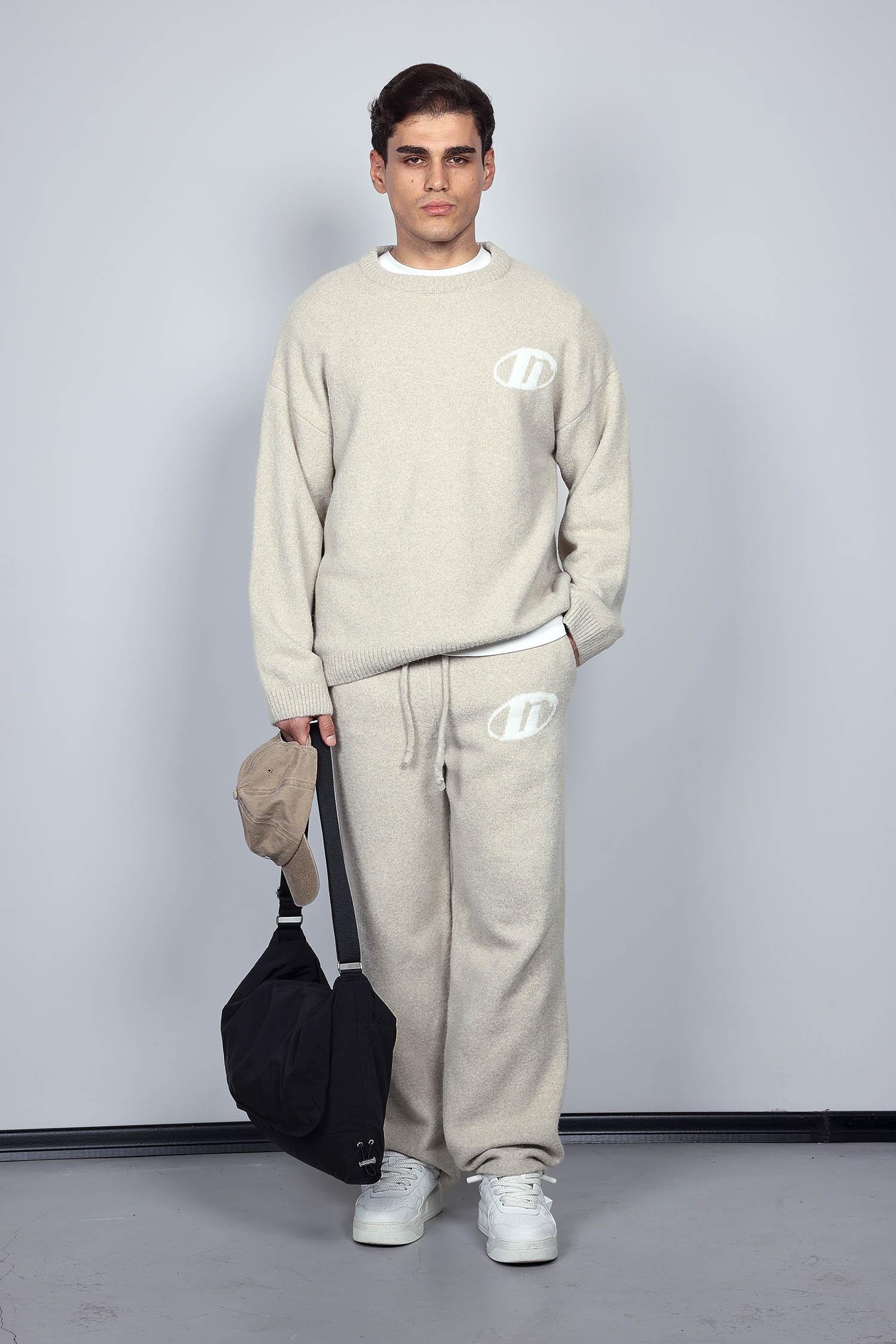 Erkek Oversize Boxy Fit Logo Detaylı Tüylü Kazak Bej