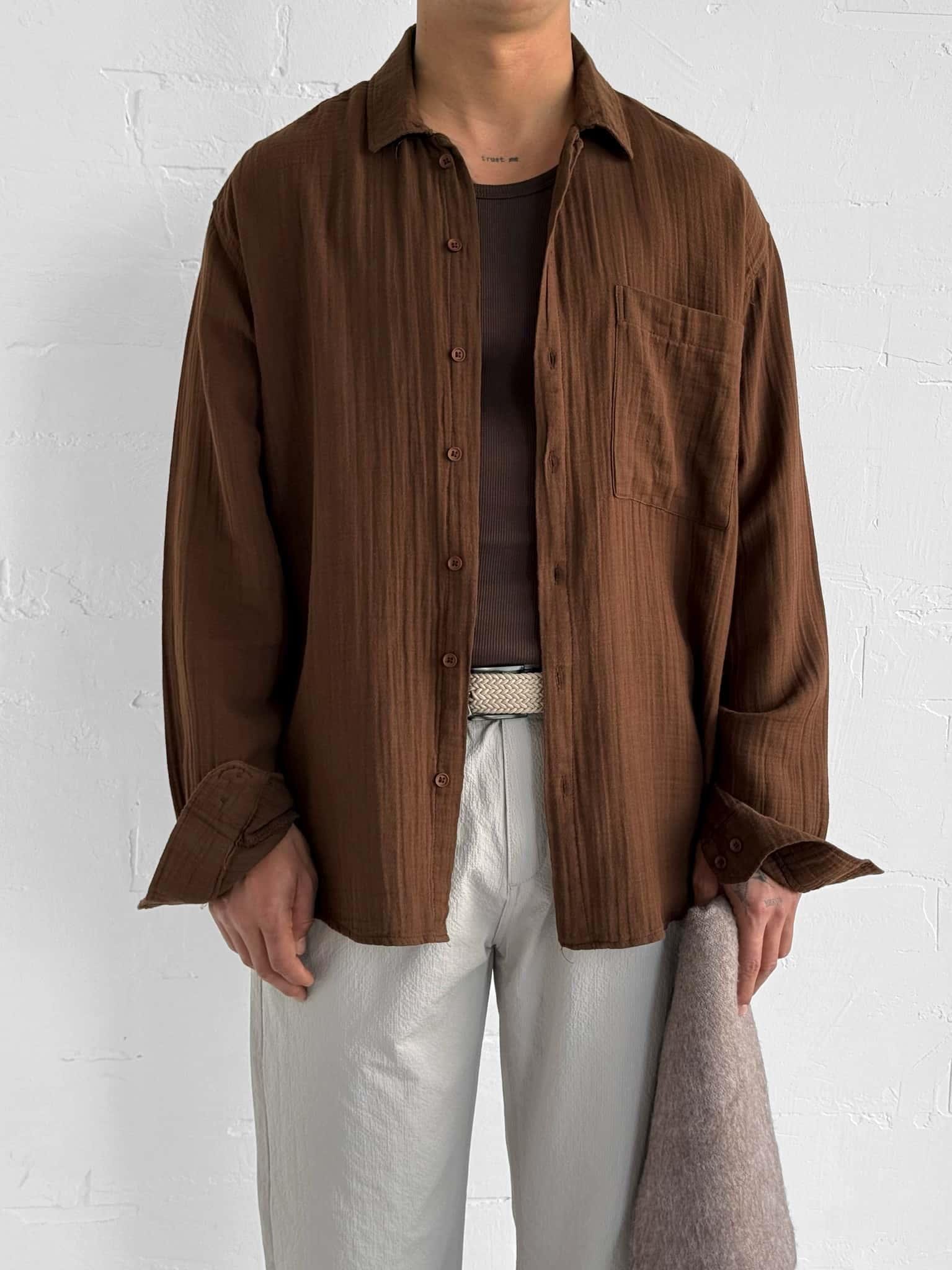 Erkek Oversize Fit Uzun Kollu Müslin Gömlek Kahverengi